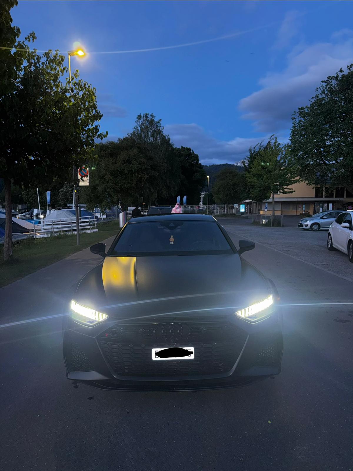 AUDI Sportback 4.0 V8 TFSI quattro T-Tronic-image-1