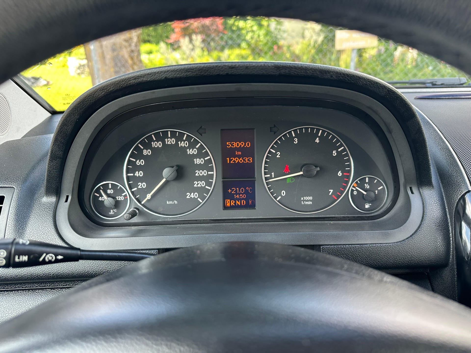 MERCEDES-BENZ A 160 (150) Avantgarde Autotronic-image-4