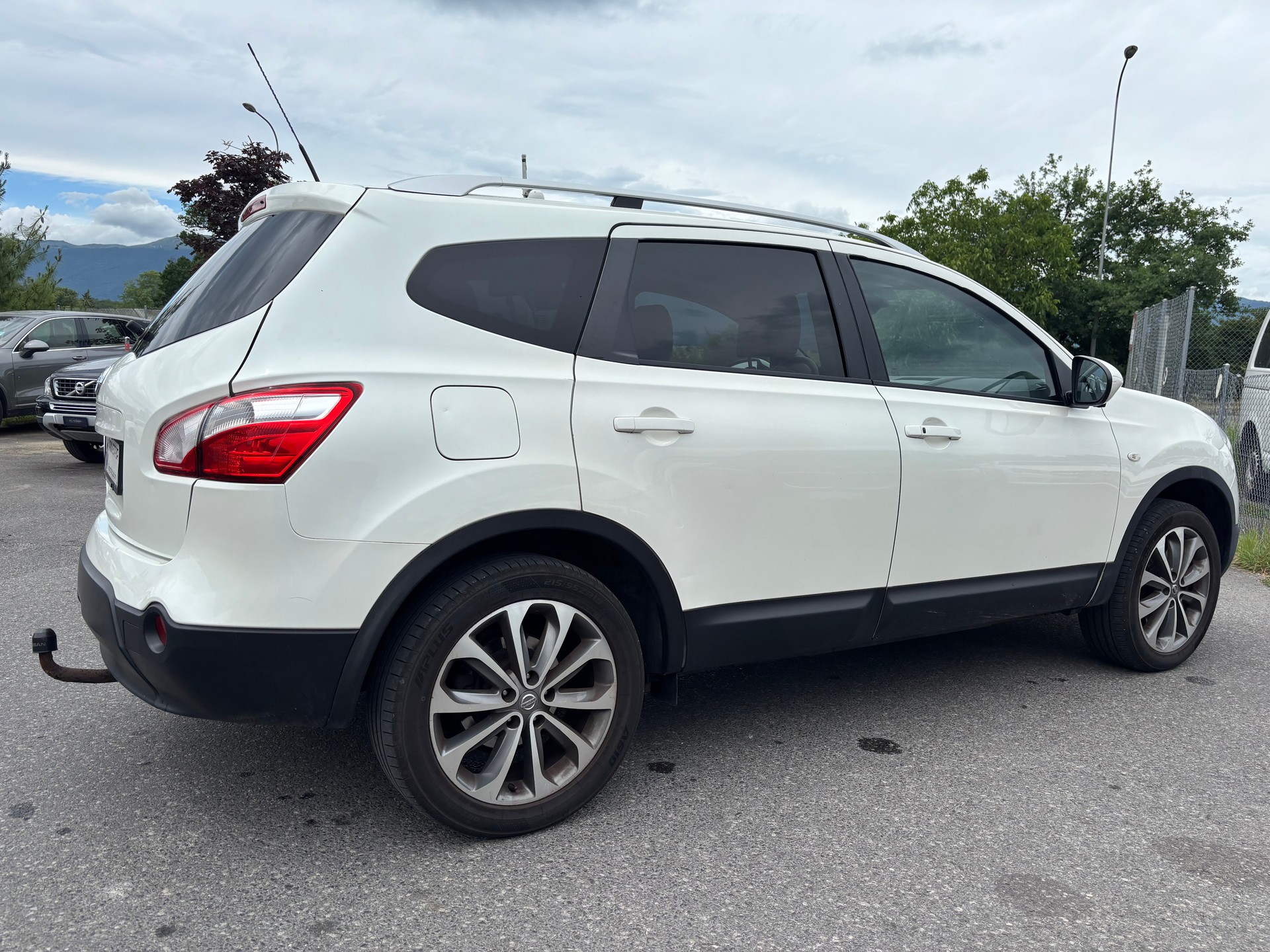 NISSAN Qashqai +2 2.0 4WD acenta-image-3
