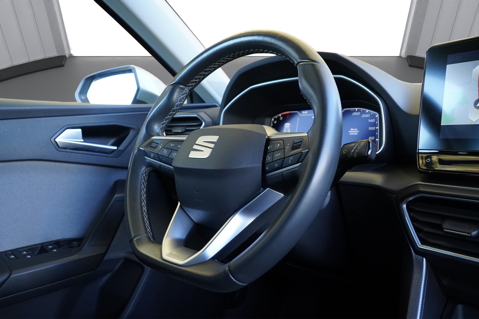 SEAT Leon ST 2.0 TDI EVO DSG 4Drive Style *CH Fahrzeug*-image-13