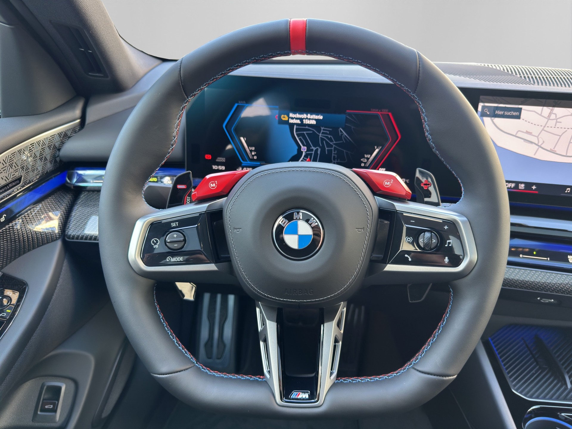 BMW M5 xDrive Touring-image-15