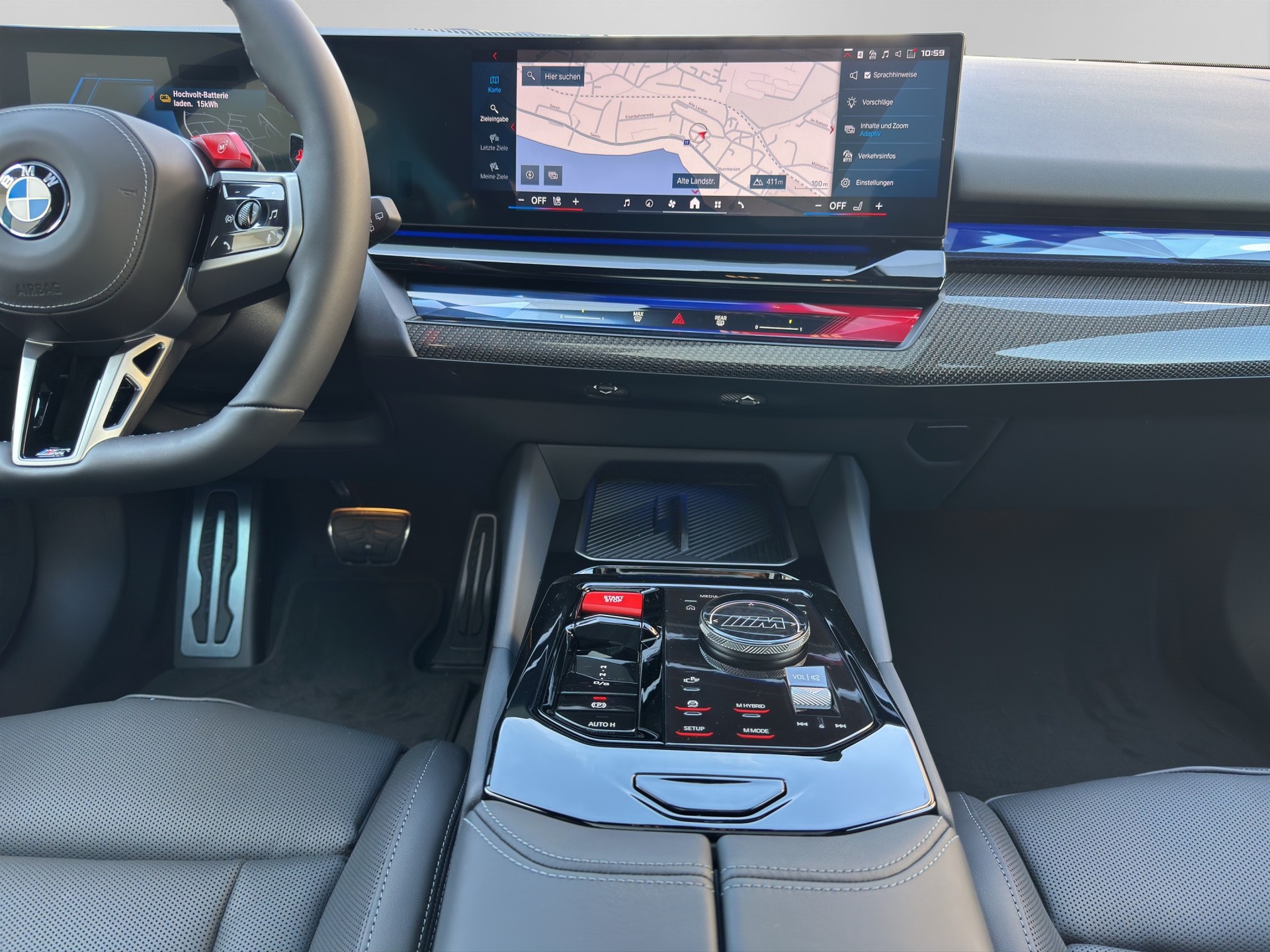 BMW M5 xDrive Touring-image-14