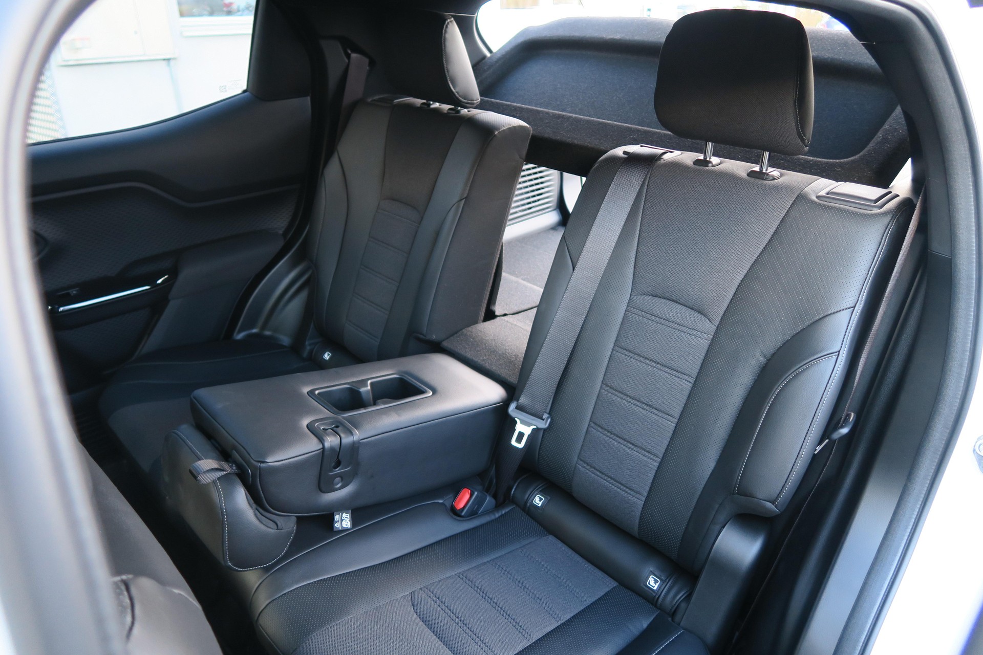 SUZUKI e Vitara Compact Top 4x4-image-7