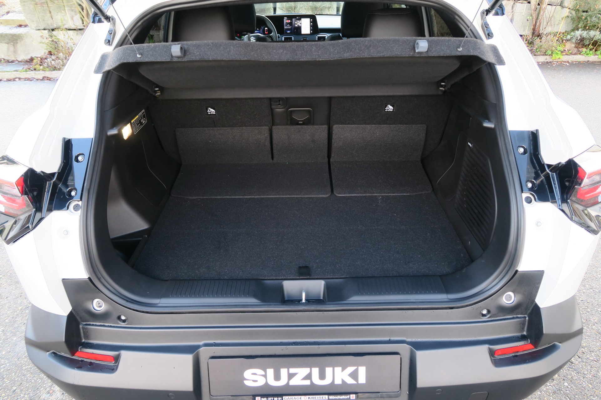 SUZUKI e Vitara Compact Top 4x4-image-5