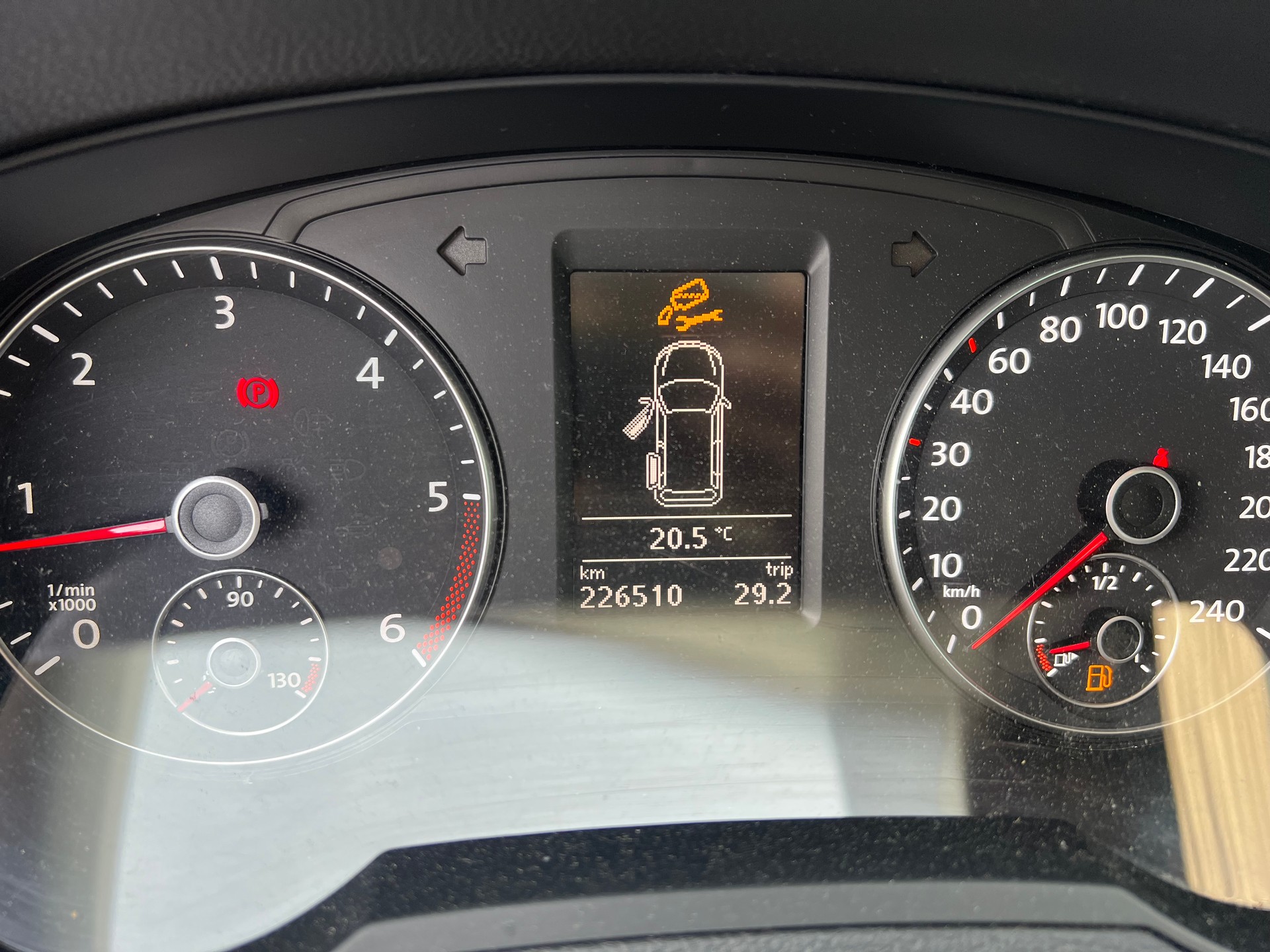 VW Sharan 2.0 TDI BlueMotion Technology Highline-image-8