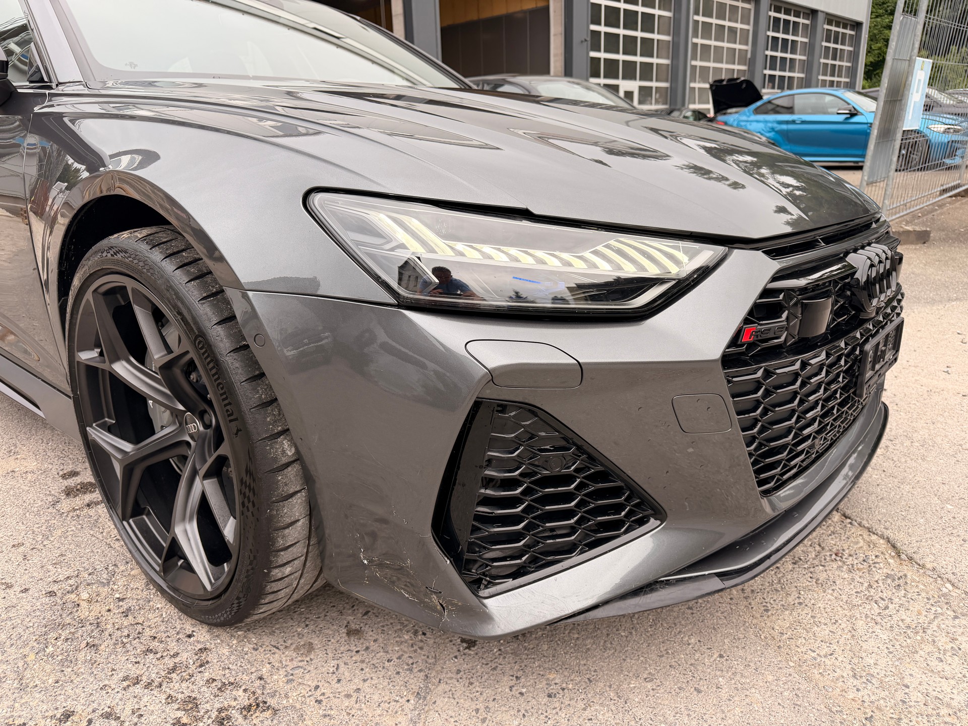 AUDI RS6 Avant 4.0 TFSI V8 Performance quattro-image-5