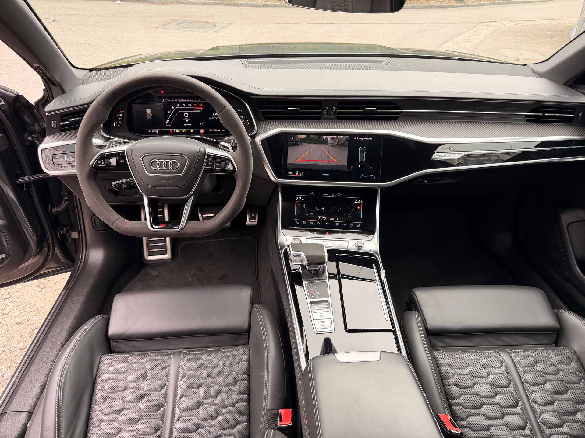AUDI RS6 Avant 4.0 TFSI V8 Performance quattro-image-10