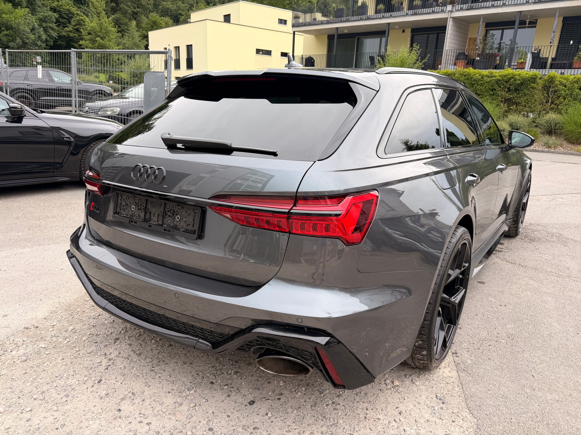 AUDI RS6 Avant 4.0 TFSI V8 Performance quattro-image-6