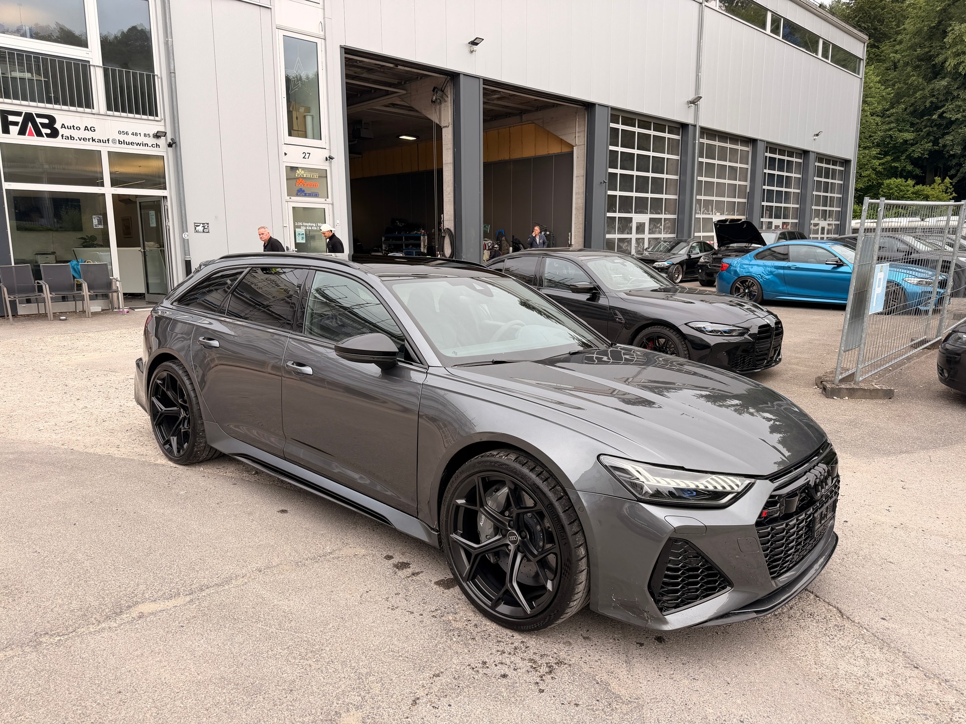 AUDI RS6 Avant 4.0 TFSI V8 Performance quattro-image-4