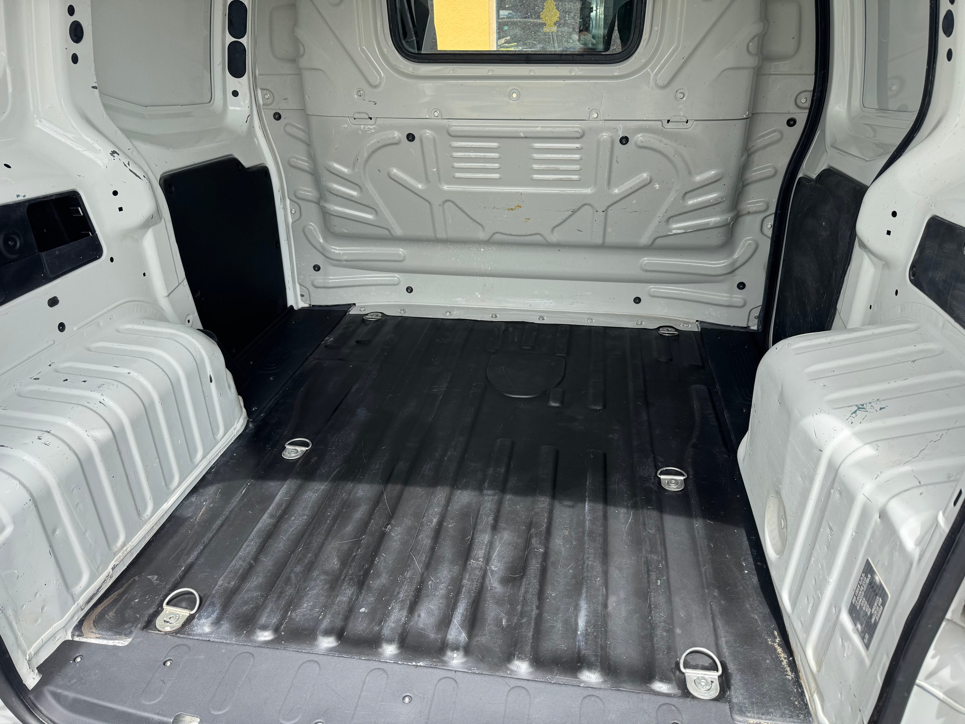 FIAT Fiorino 1.3 MJ Swiss-image-9