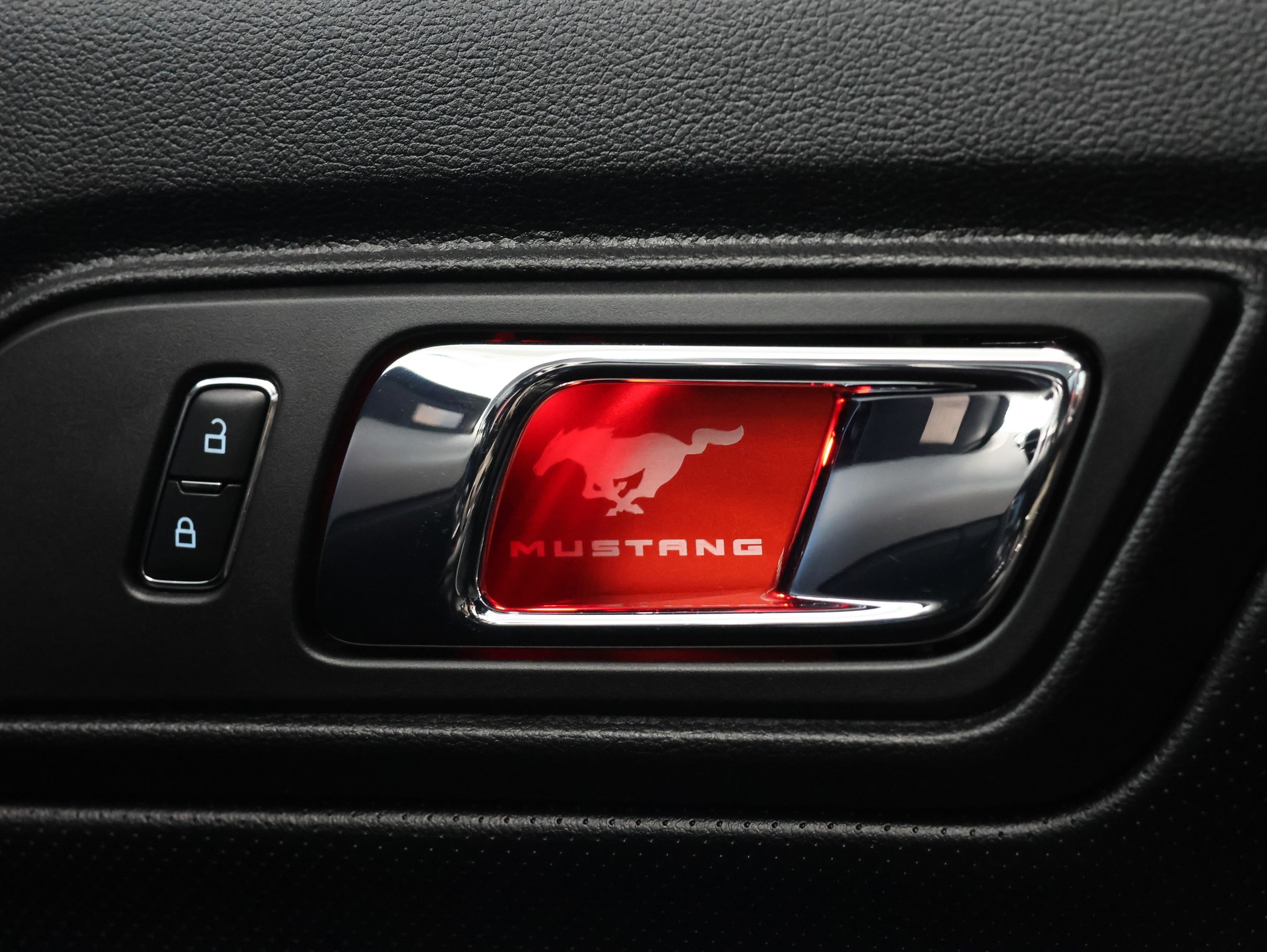 FORD Mustang Fastback 5.0 V8 GT Automat *5.0 V8 Power* *GT Performance Look* *Racing Design*-image-33