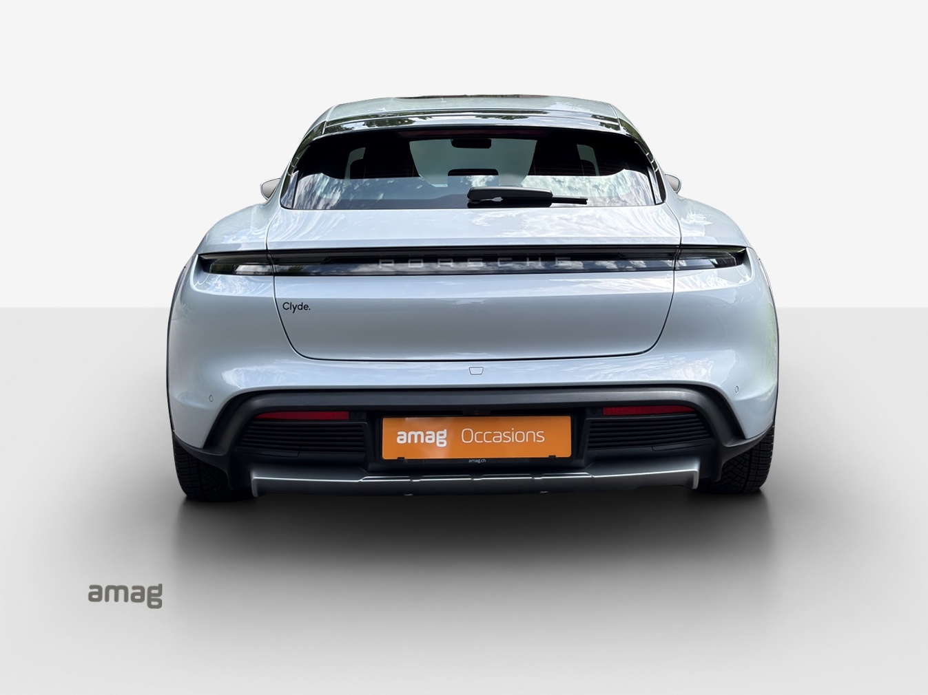 PORSCHE Taycan 4S Cross Turismo-image-4