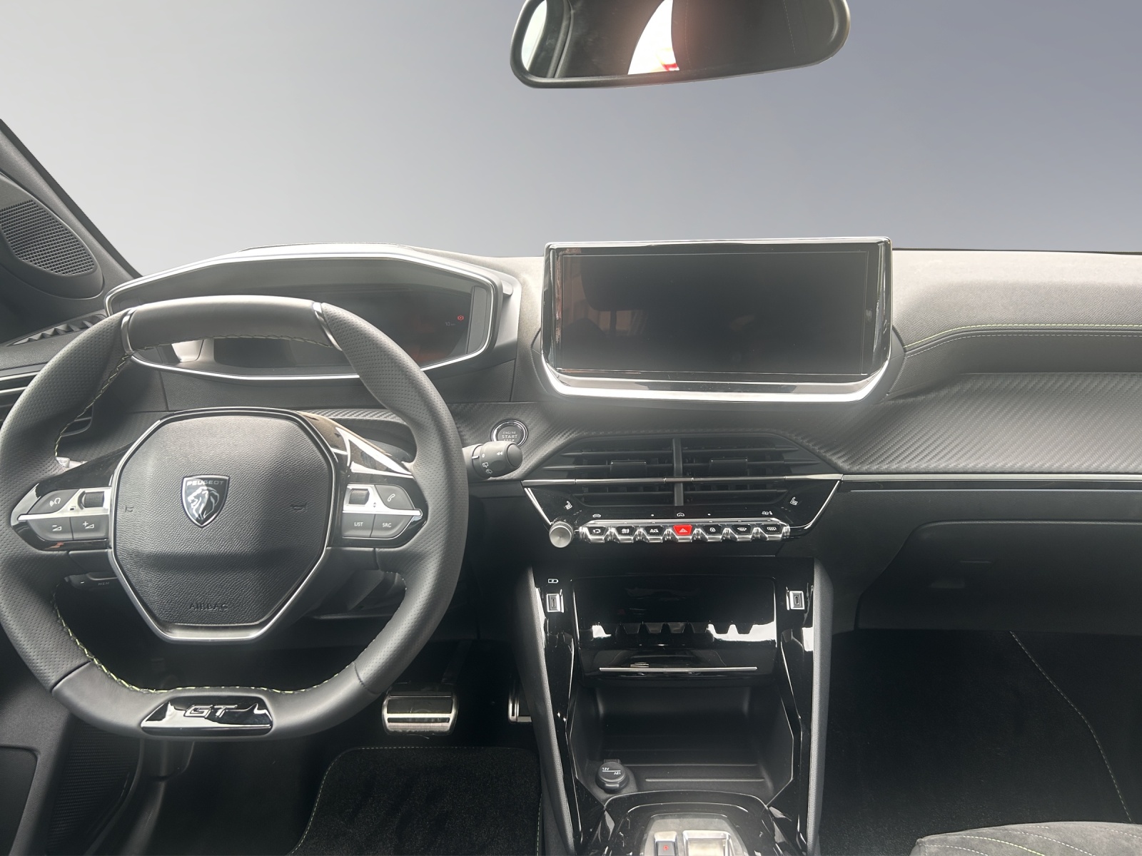 PEUGEOT 208 1.2 Hybrid 145 GT-image-13