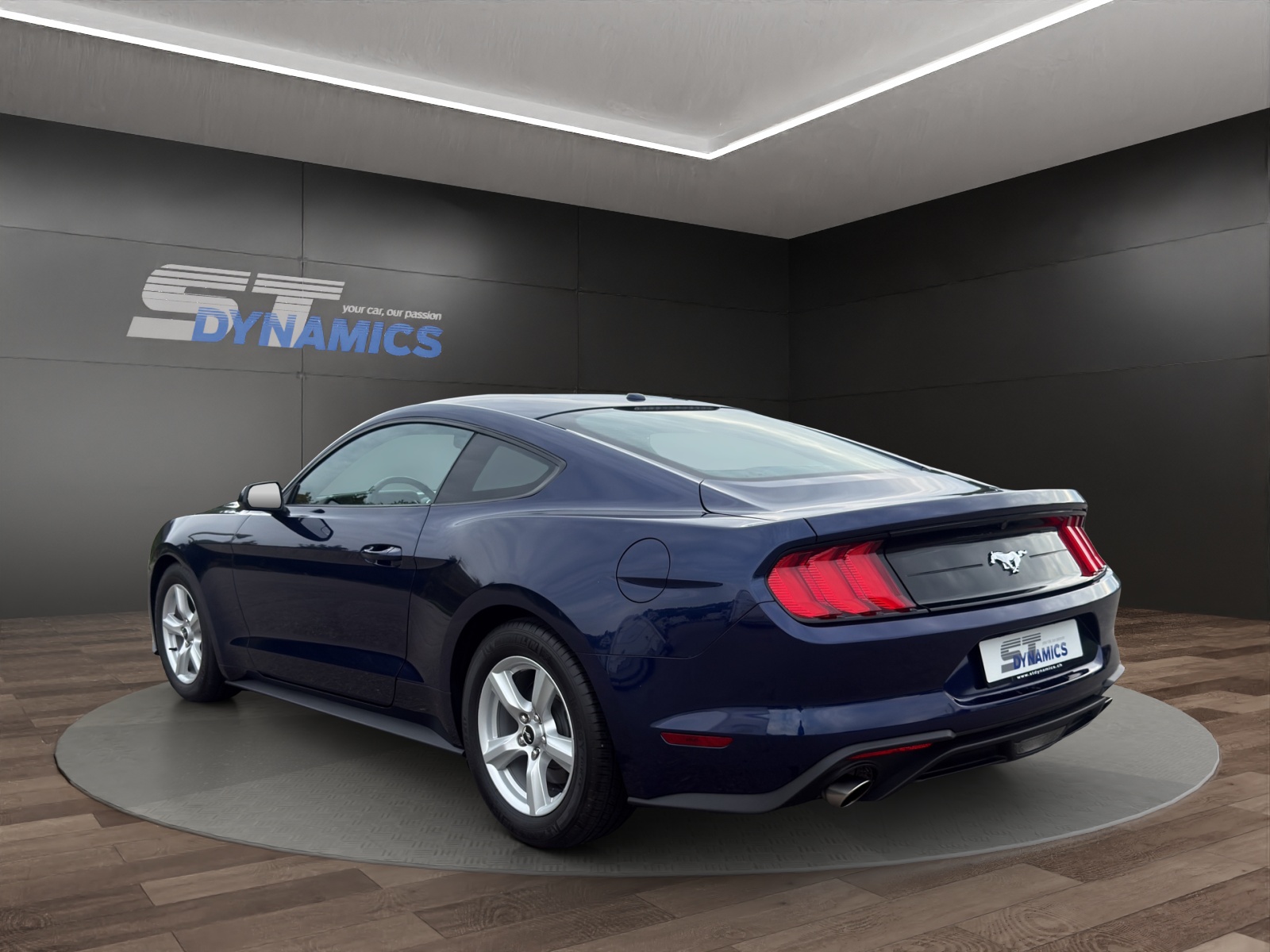 FORD Mustang Convertible 5.0 V8 GT-showroom-element-3