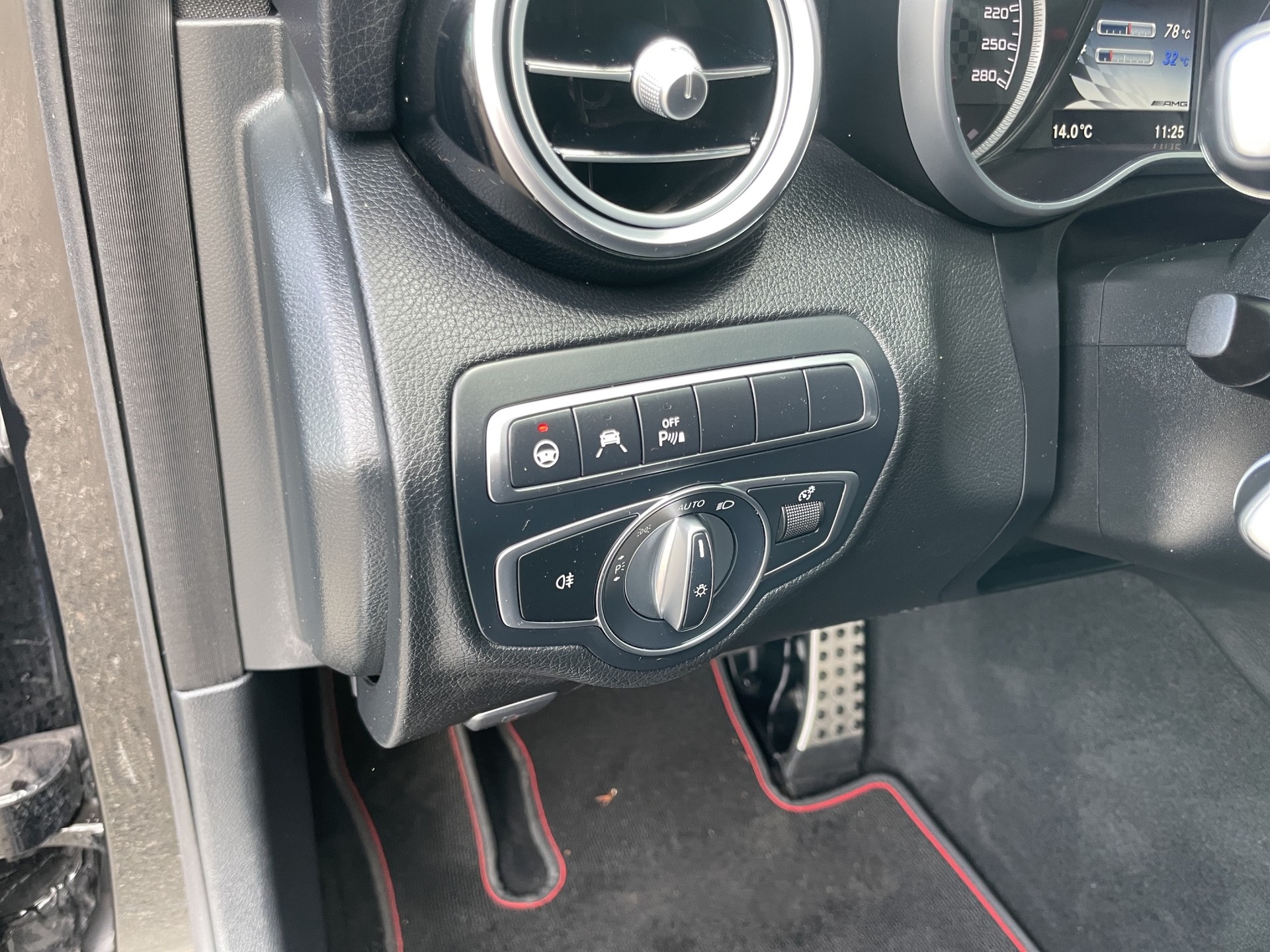 MERCEDES-BENZ C 43 AMG 4Matic 9G-Tronic-image-11
