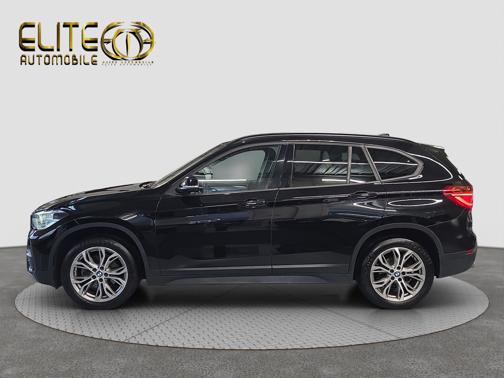 BMW X1 xDrive 18d Steptronic-image-4