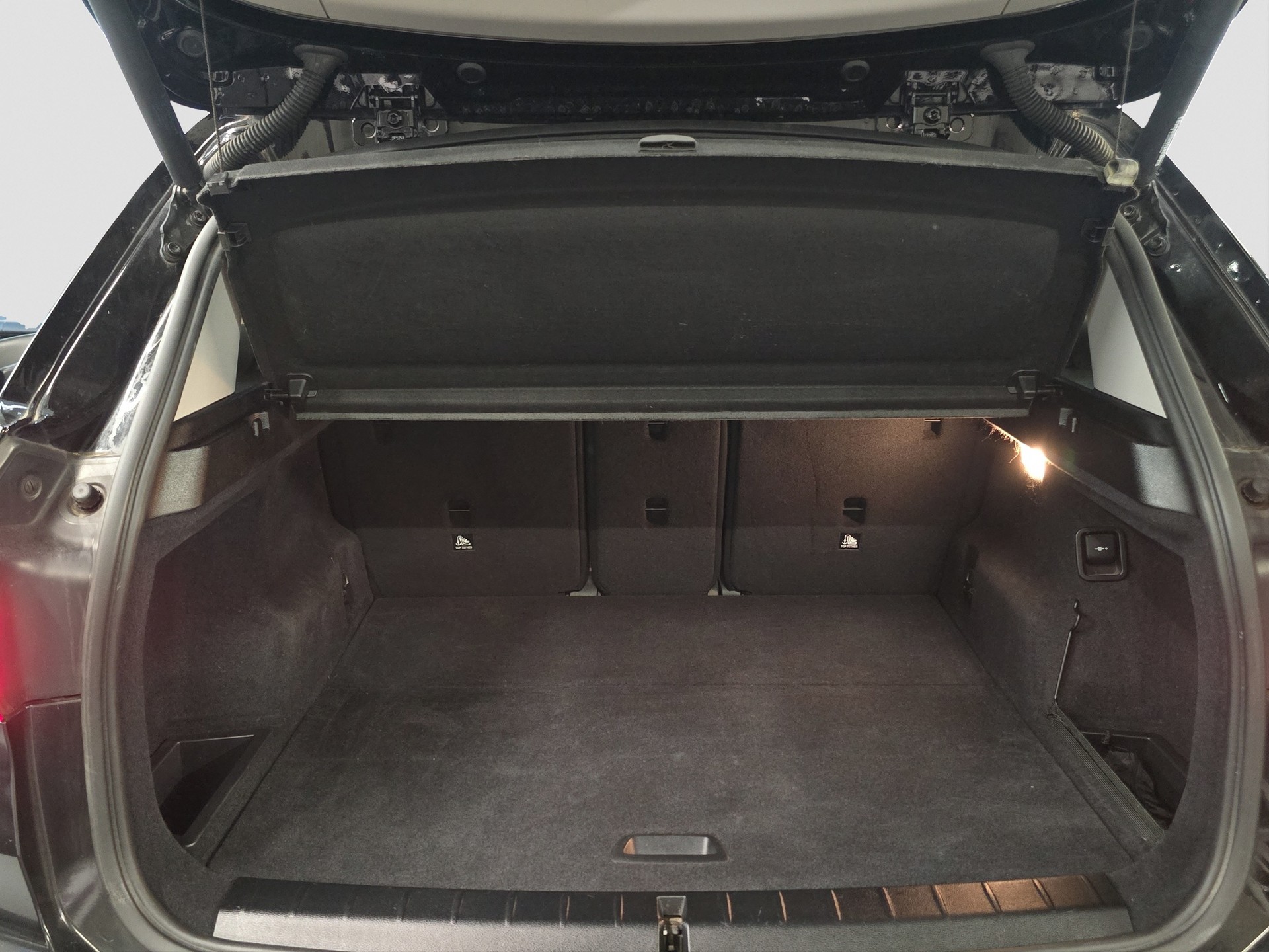 BMW X1 xDrive 18d Steptronic-image-8