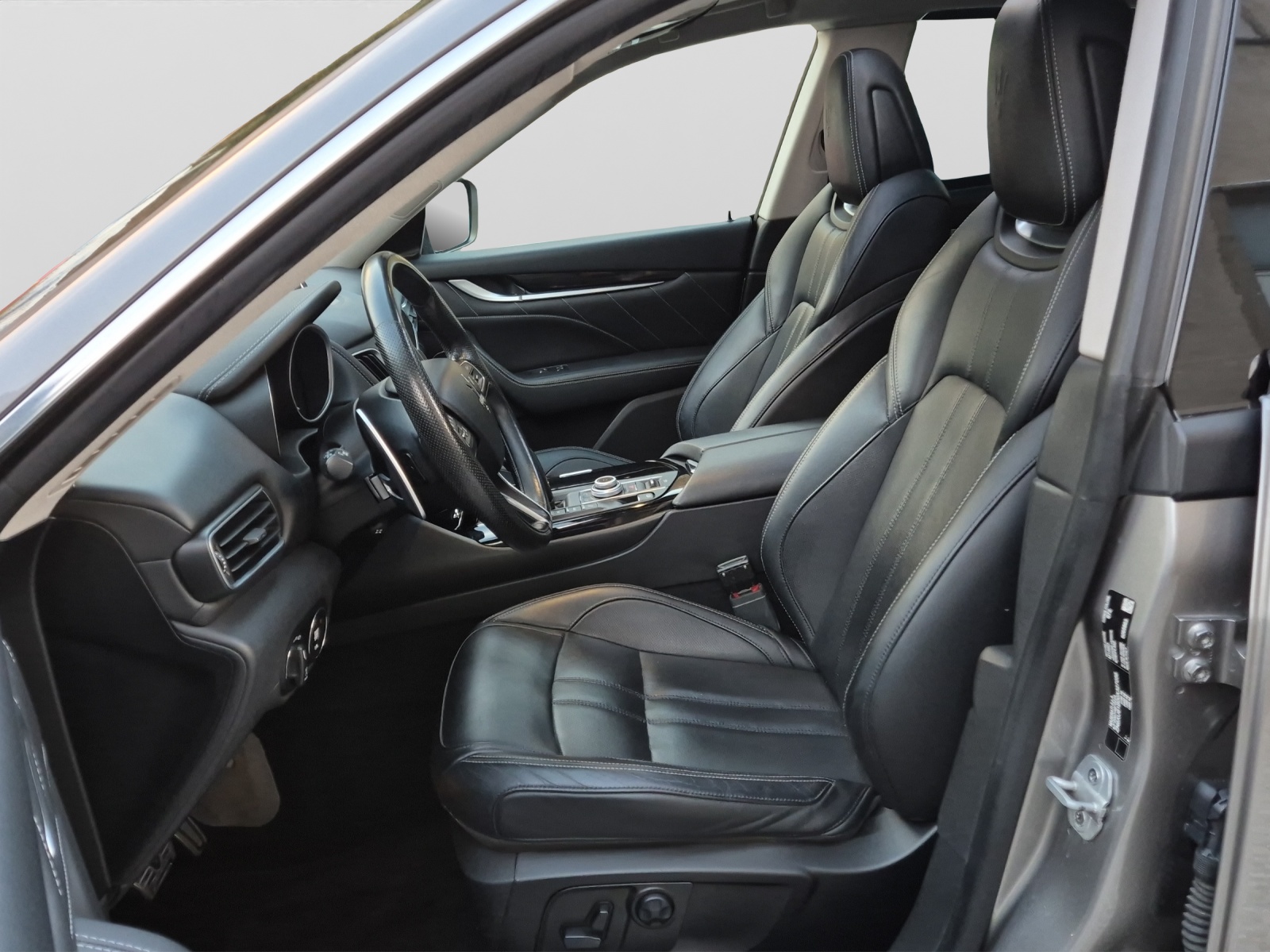 MASERATI Levante 3.0 V6 GranSport Automatica-image-13