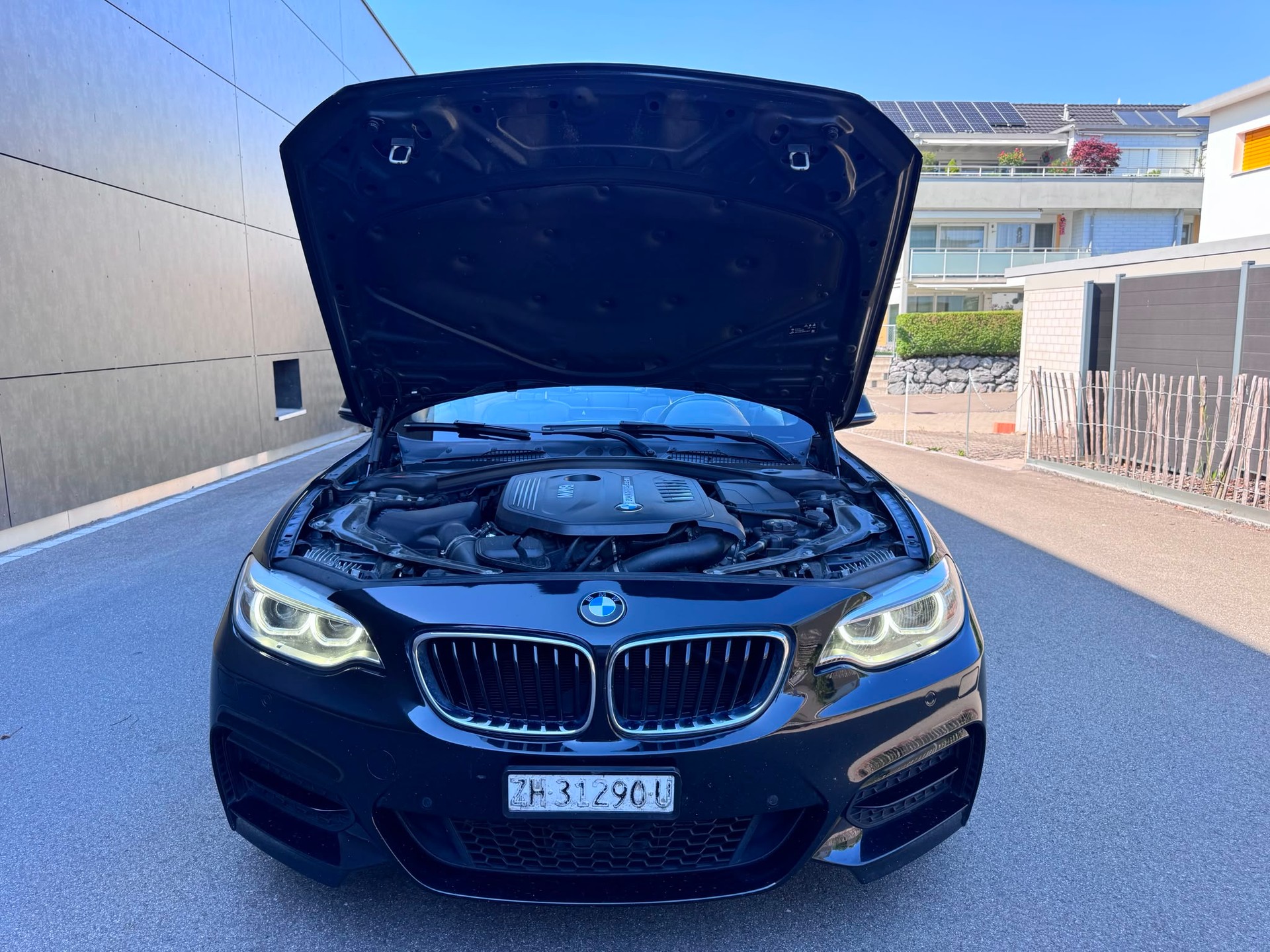 BMW M240i xDrive Steptronic-image-6