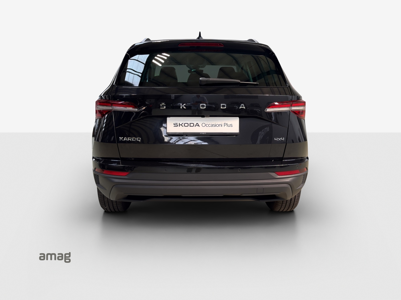 SKODA Karoq 2.0 TDI CR Tour 4x4 DSG-image-3