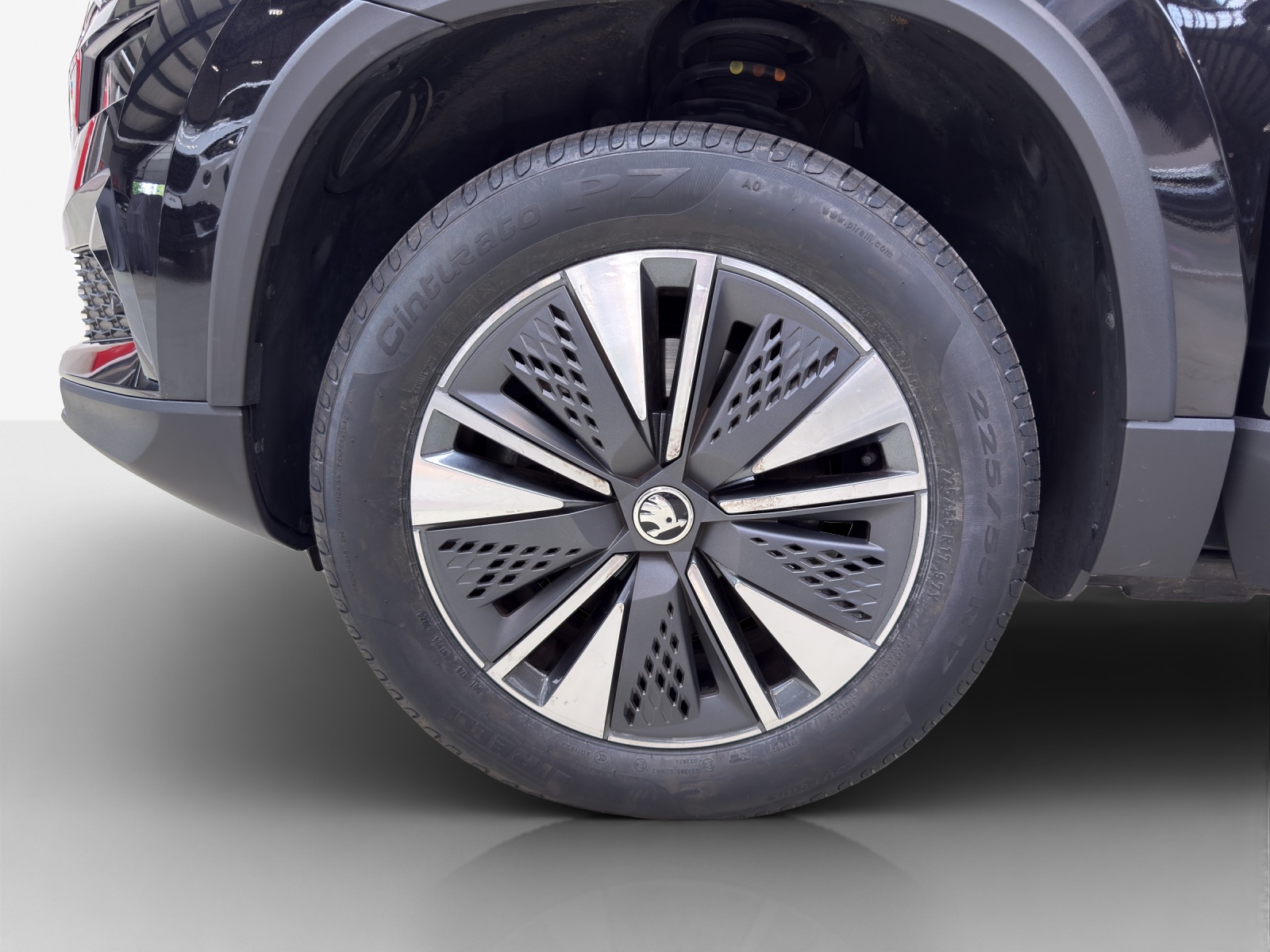 SKODA Karoq 2.0 TDI CR Tour 4x4 DSG-image-15