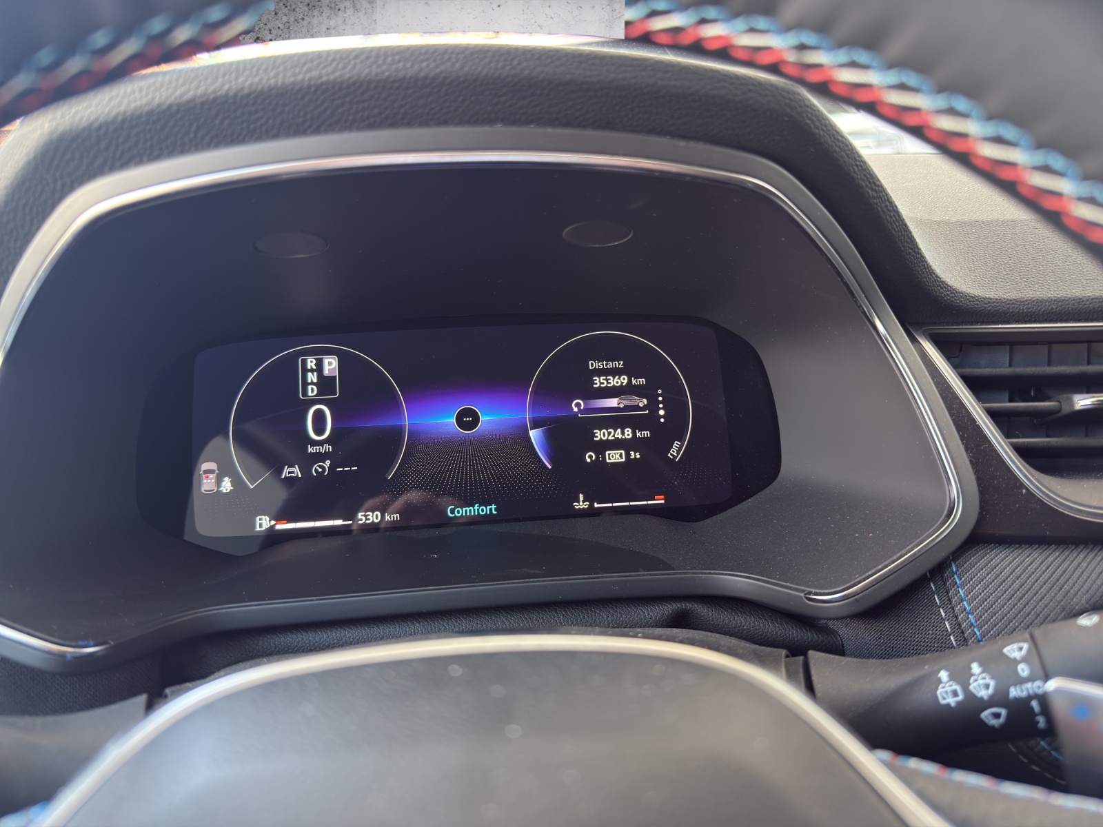 RENAULT Captur 1.3 TCe Esprit Alpine EDC-image-15