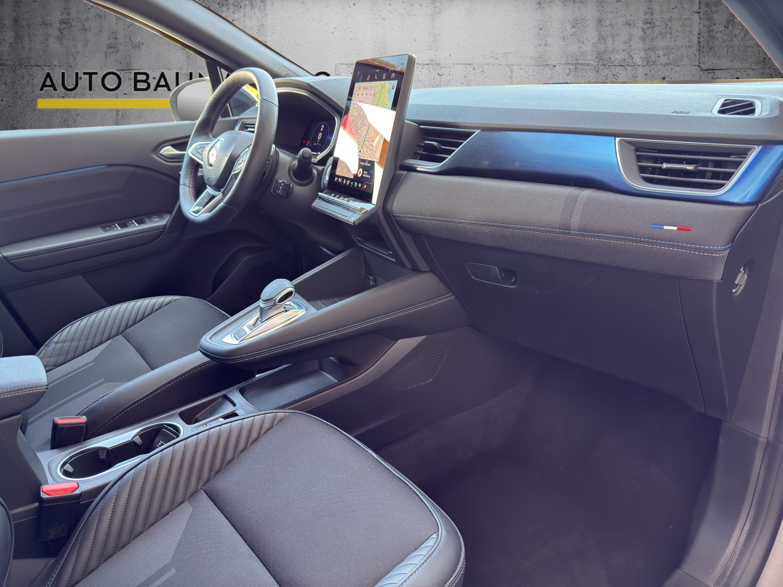 RENAULT Captur 1.3 TCe Esprit Alpine EDC-image-8