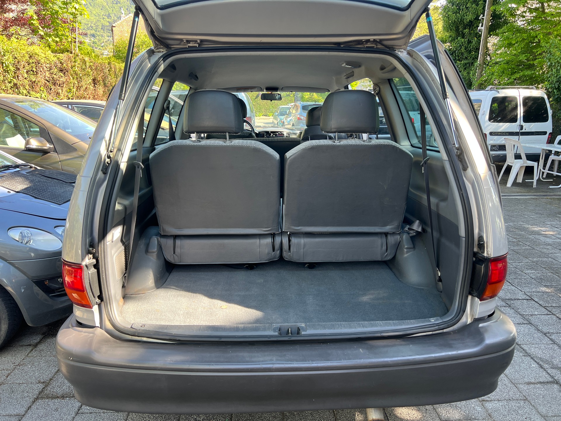 TOYOTA Previa XE 4x4-image-8