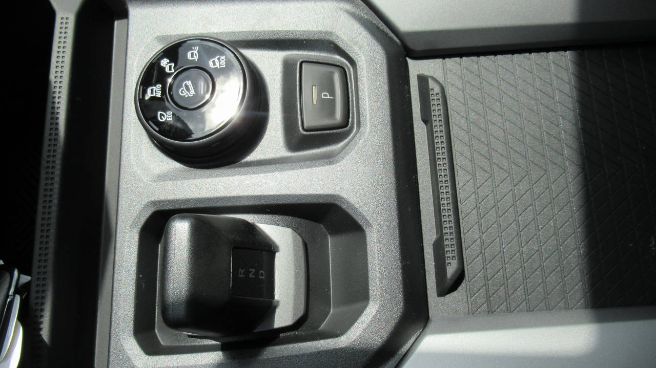 DACIA Bigster 1.2 Hybrid Journey 4WD-image-6