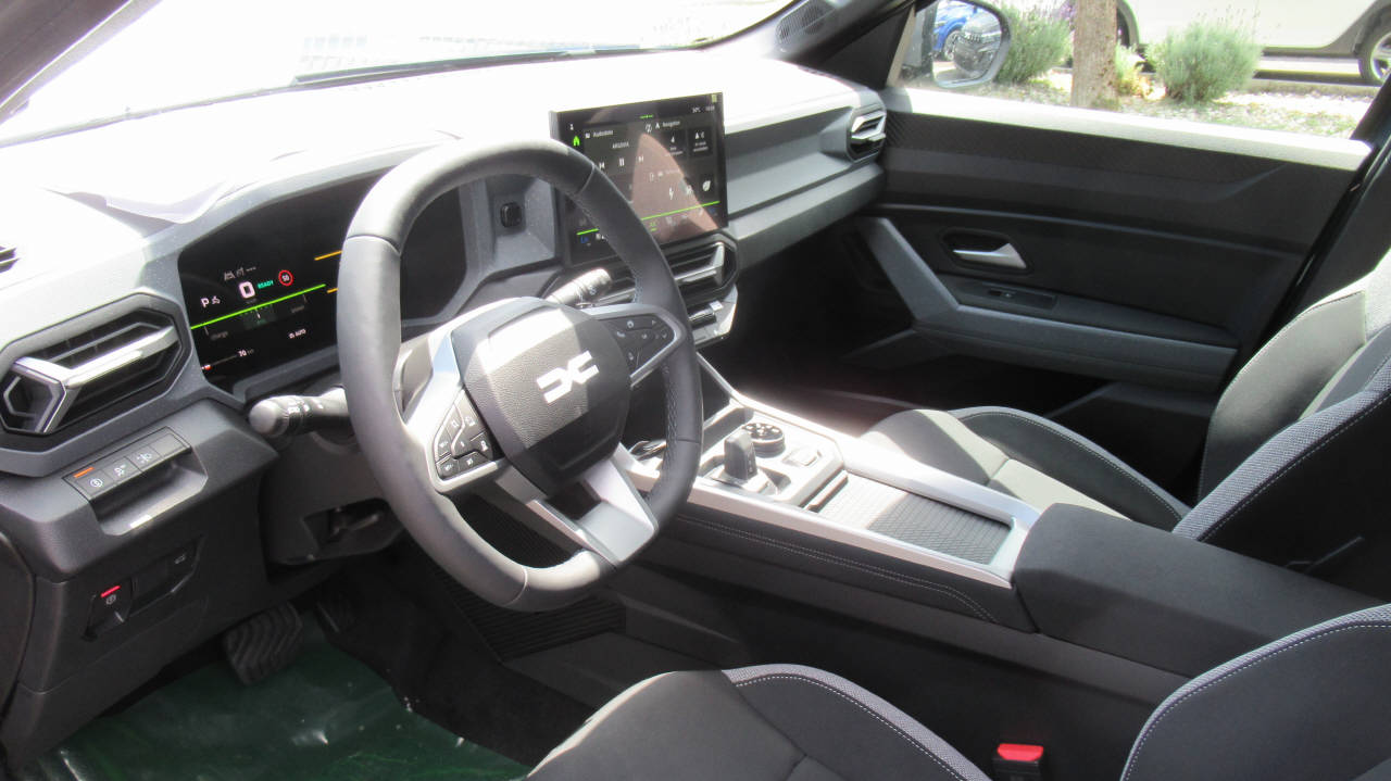 DACIA Bigster 1.2 Hybrid Journey 4WD-image-4