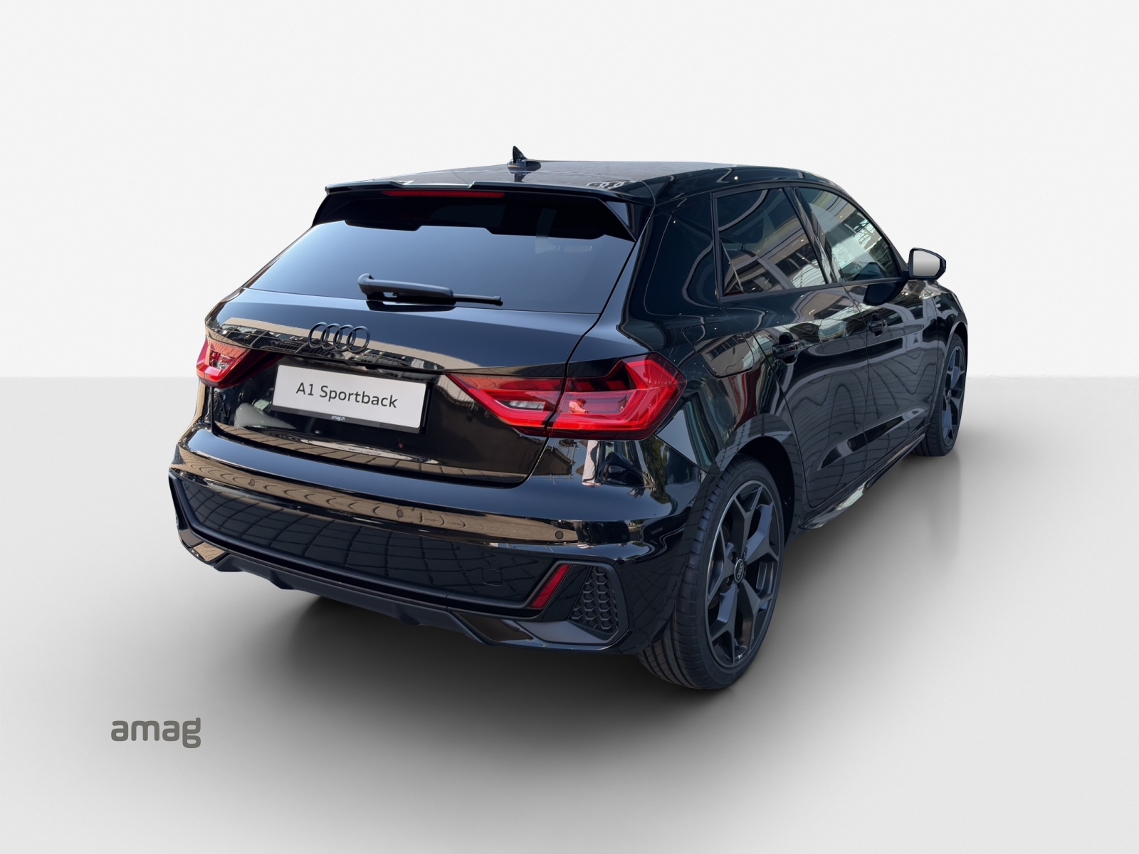 AUDI A1 Sportback 30 TFSI S Line Attraction S-tronic-image-2