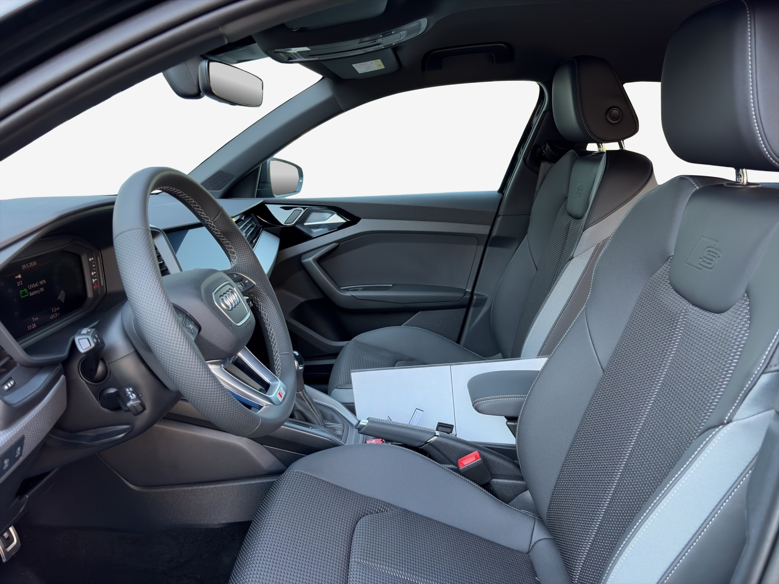 AUDI A1 Sportback 30 TFSI S Line Attraction S-tronic-image-4