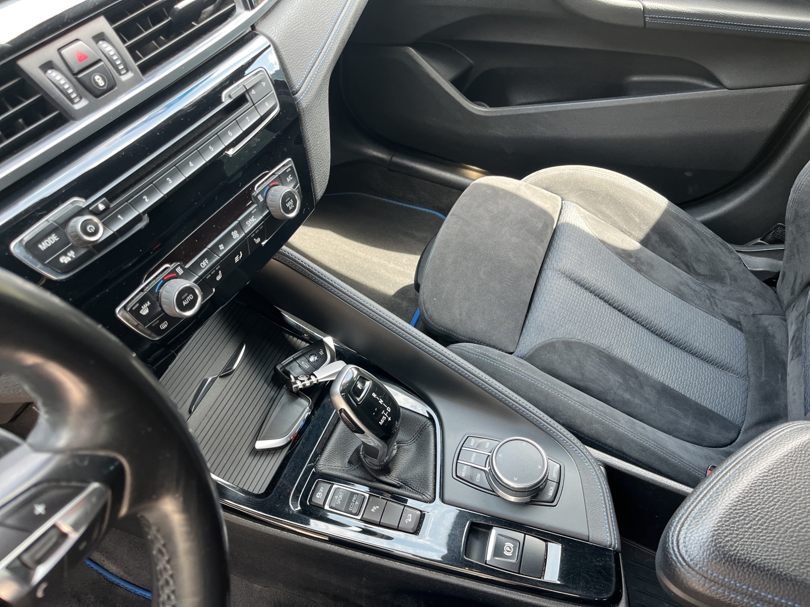 BMW X2 20d xDrive SAG-image-11