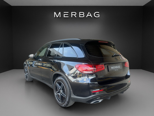 MERCEDES-BENZ GLC 220 d AMG Line 4Matic-image-2