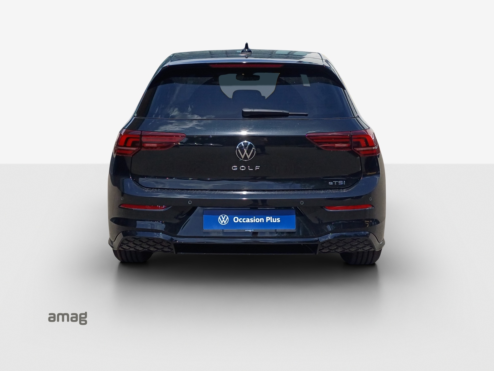 VW Golf 1.5 e TSI mHEV R-Line DSG-image-3