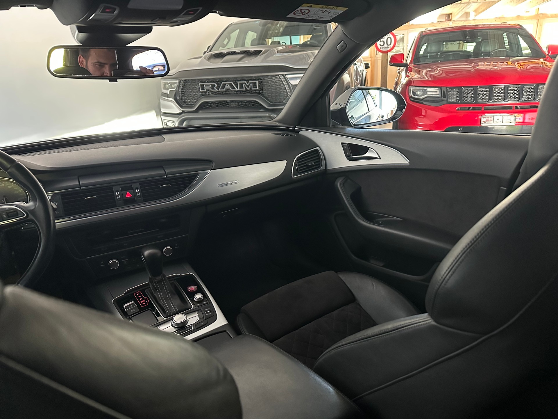AUDI S6 Avant 4.0 TFSI V8 quattro S-tronic-image-7