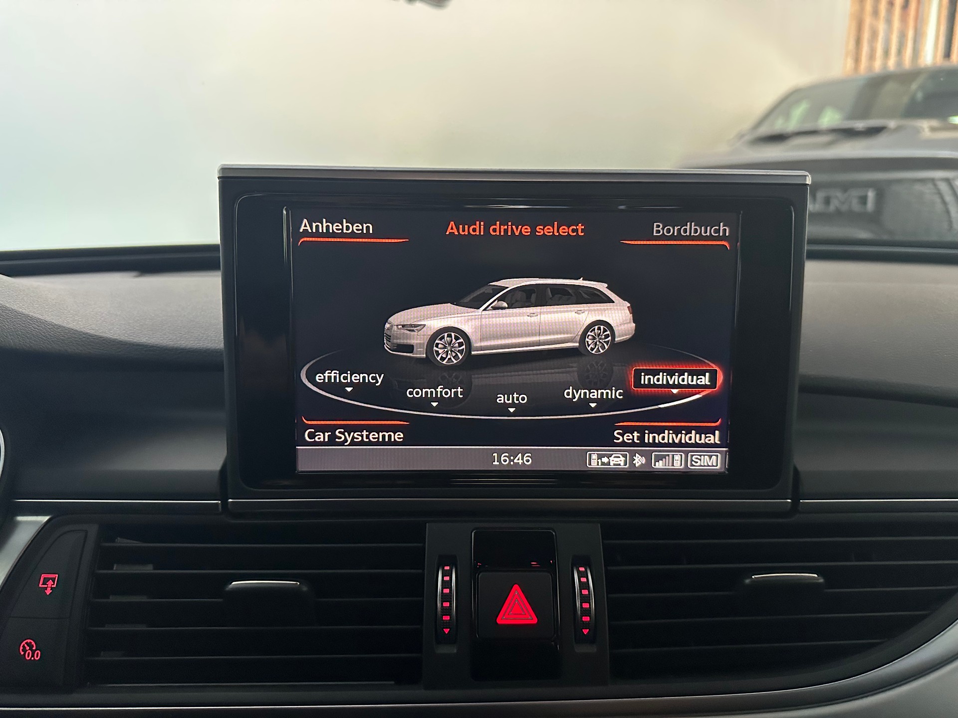 AUDI S6 Avant 4.0 TFSI V8 quattro S-tronic-image-9