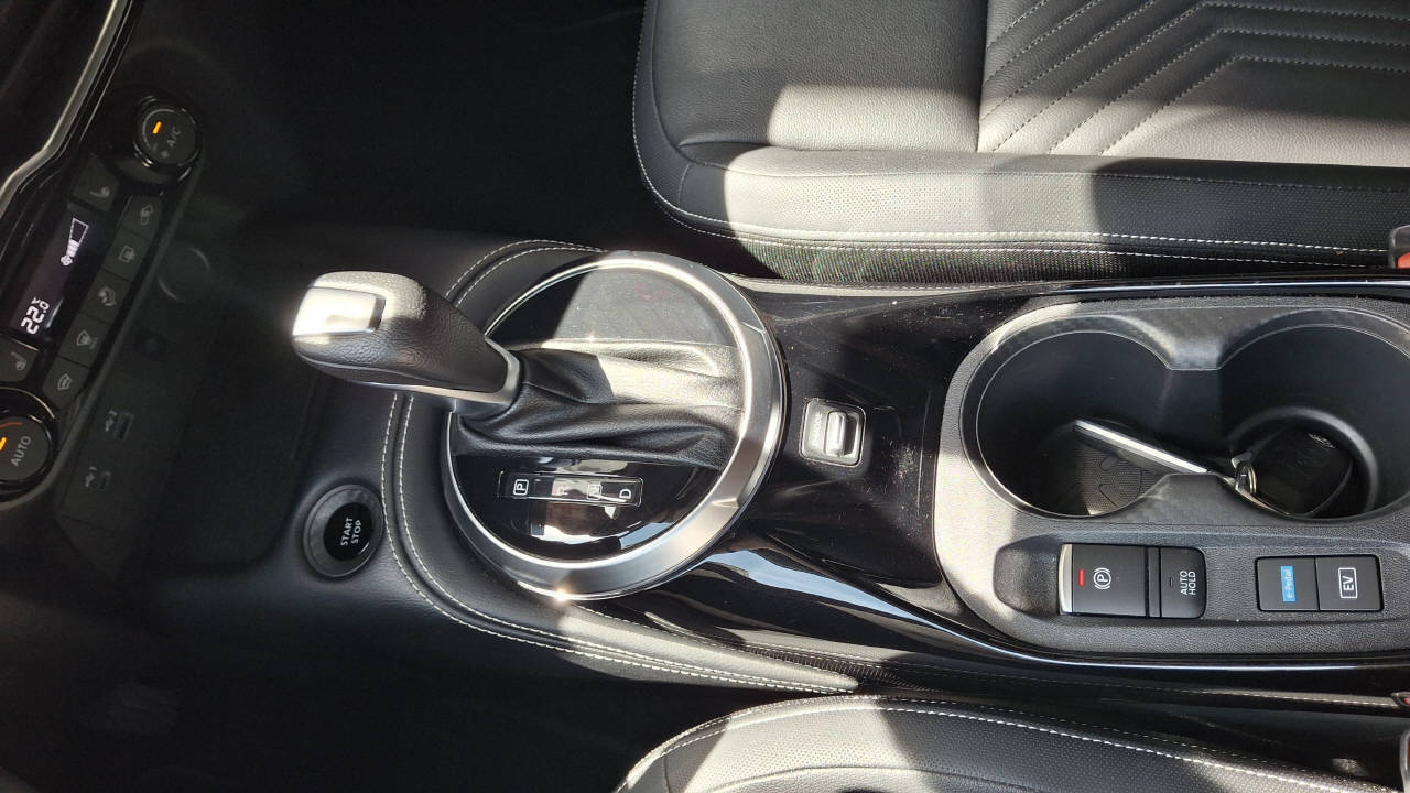 NISSAN Juke 1.6 Hybrid Tekna-image-14
