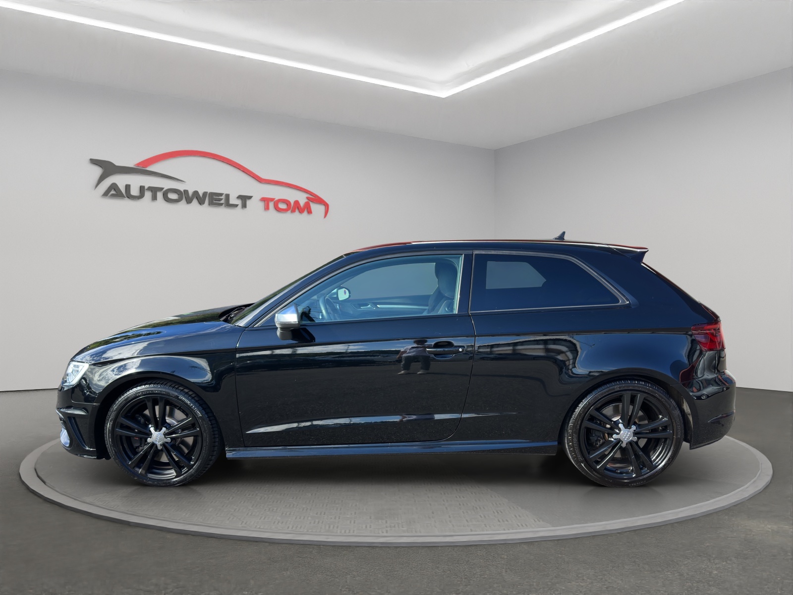 AUDI S3 2.0 TFSI quattro 3-Türer Handschaltung-image-1