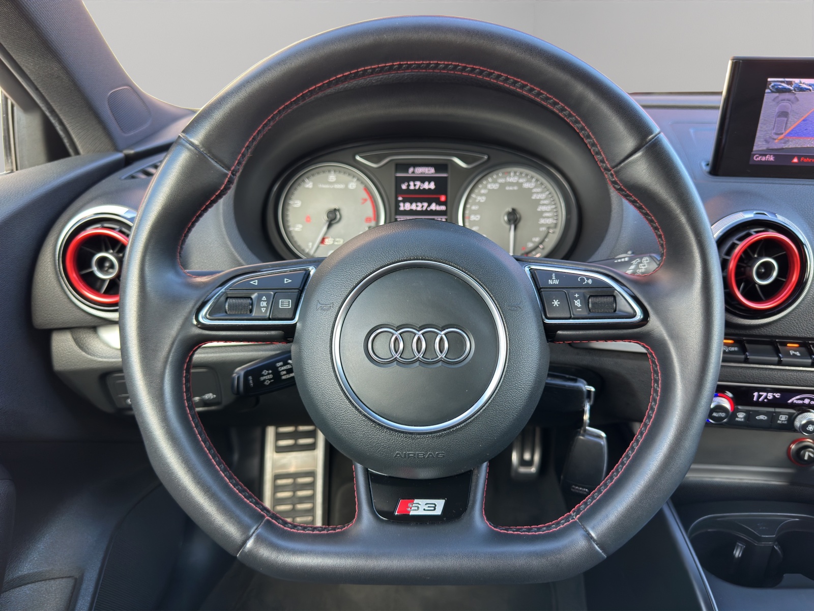 AUDI S3 2.0 TFSI quattro 3-Türer Handschaltung-image-9