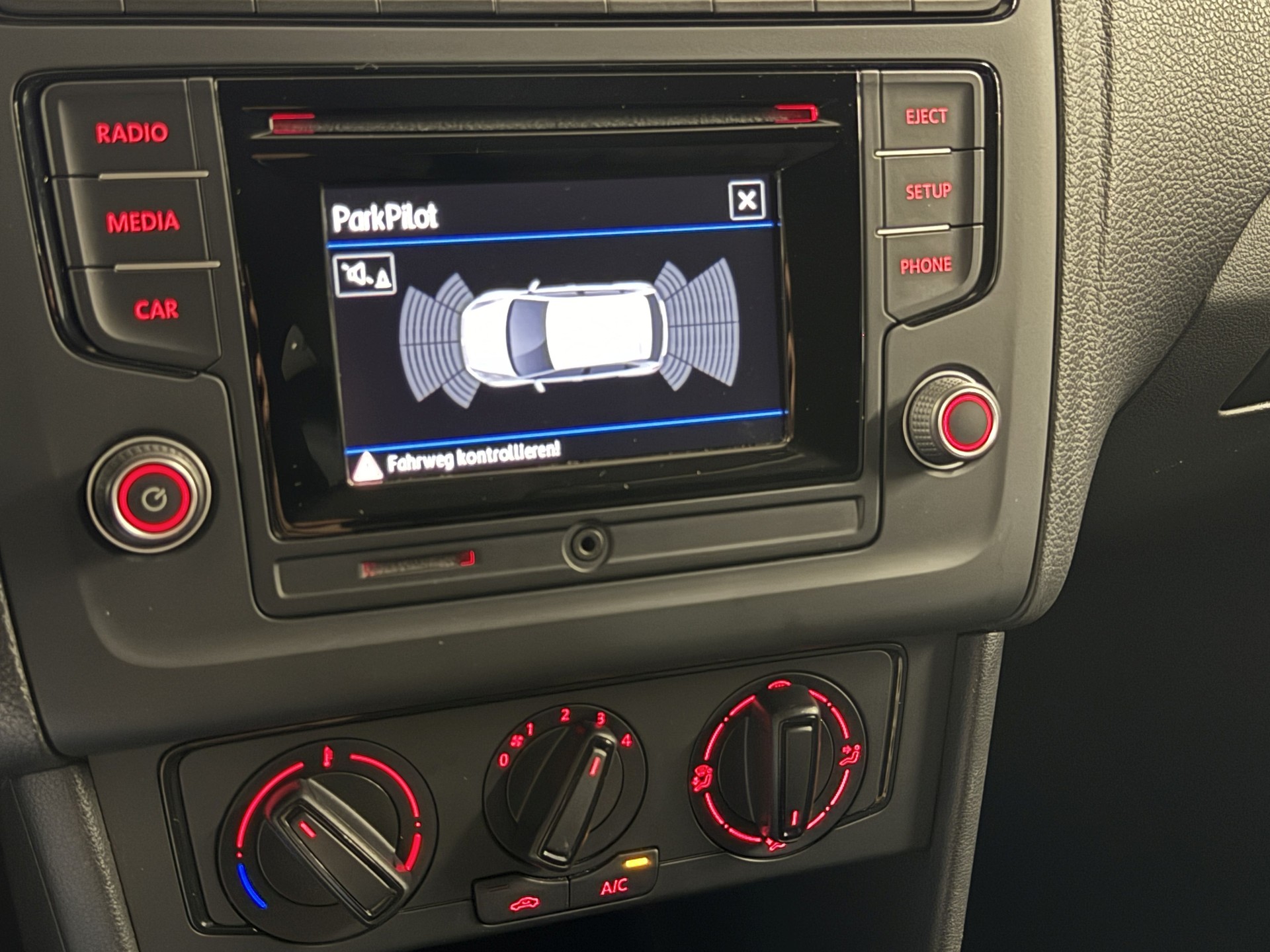 VW Polo 1.2 TSI BMT Value-image-9