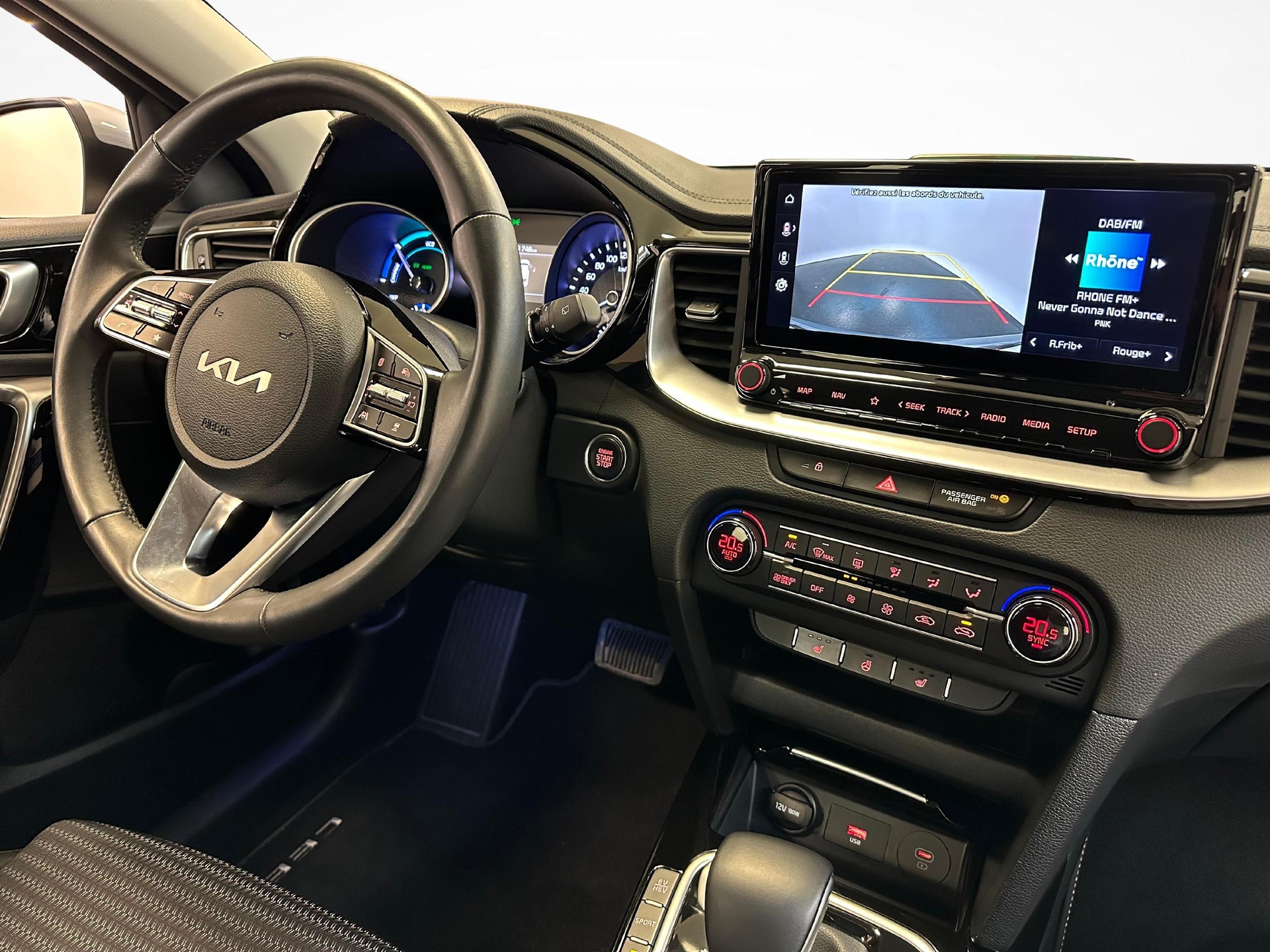 KIA Ceed SW 1.6 GDi Plug-in Hybrid Power-image-5
