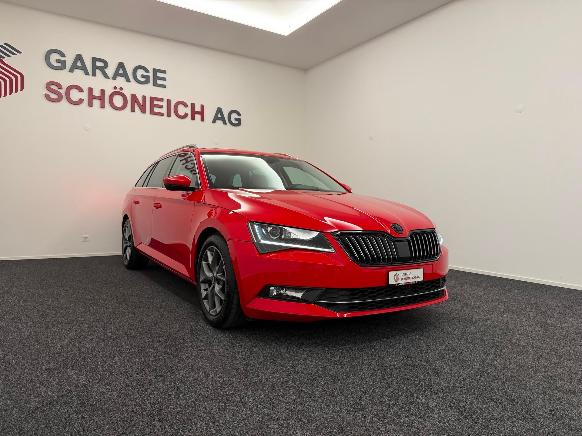 SKODA Superb Combi 2.0 TSI 280 Style 4x4 DSG-image-2