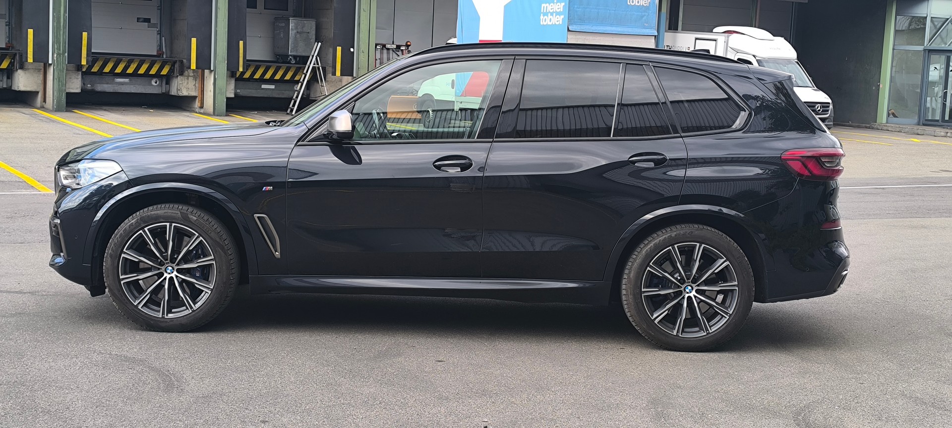 BMW X5 xDrive M50d Steptronic-image-6