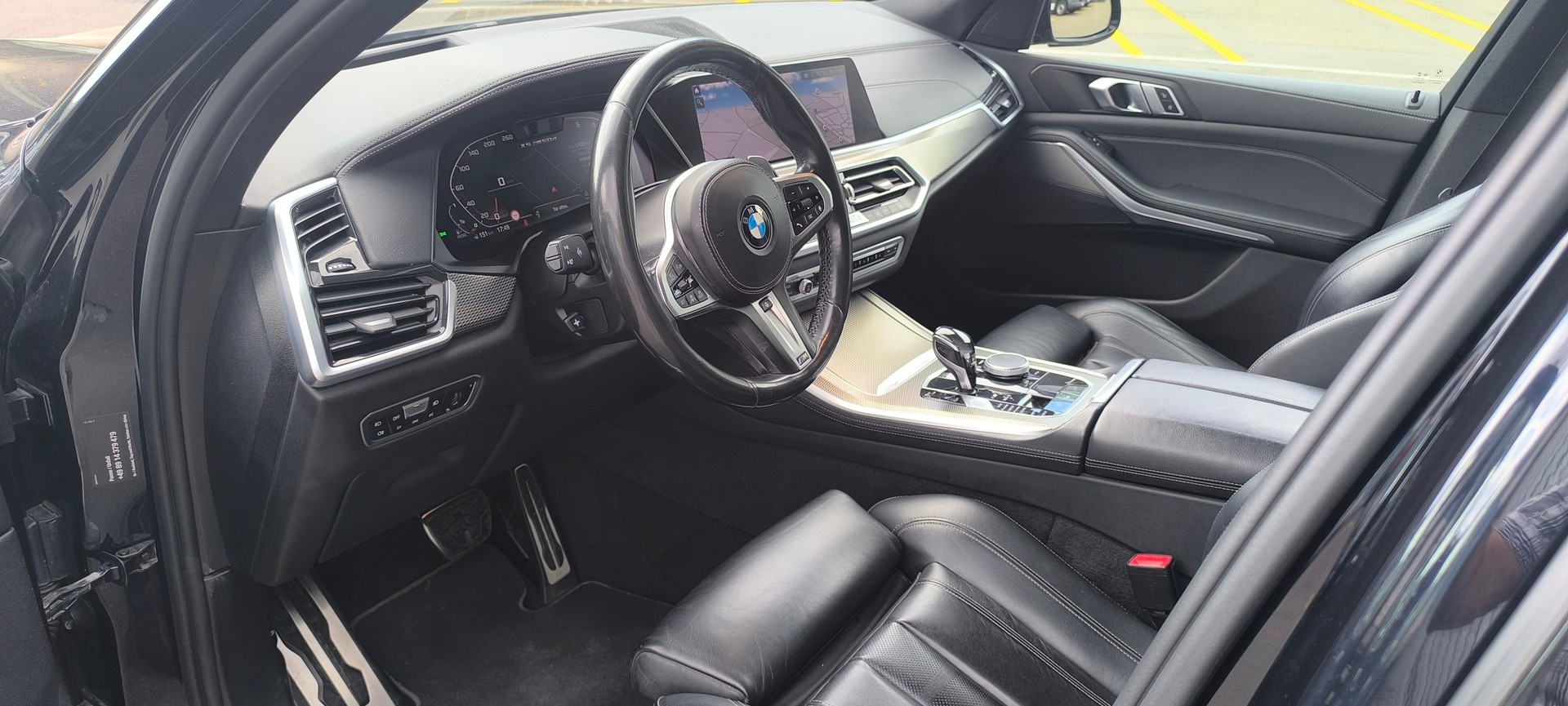 BMW X5 xDrive M50d Steptronic-image-13