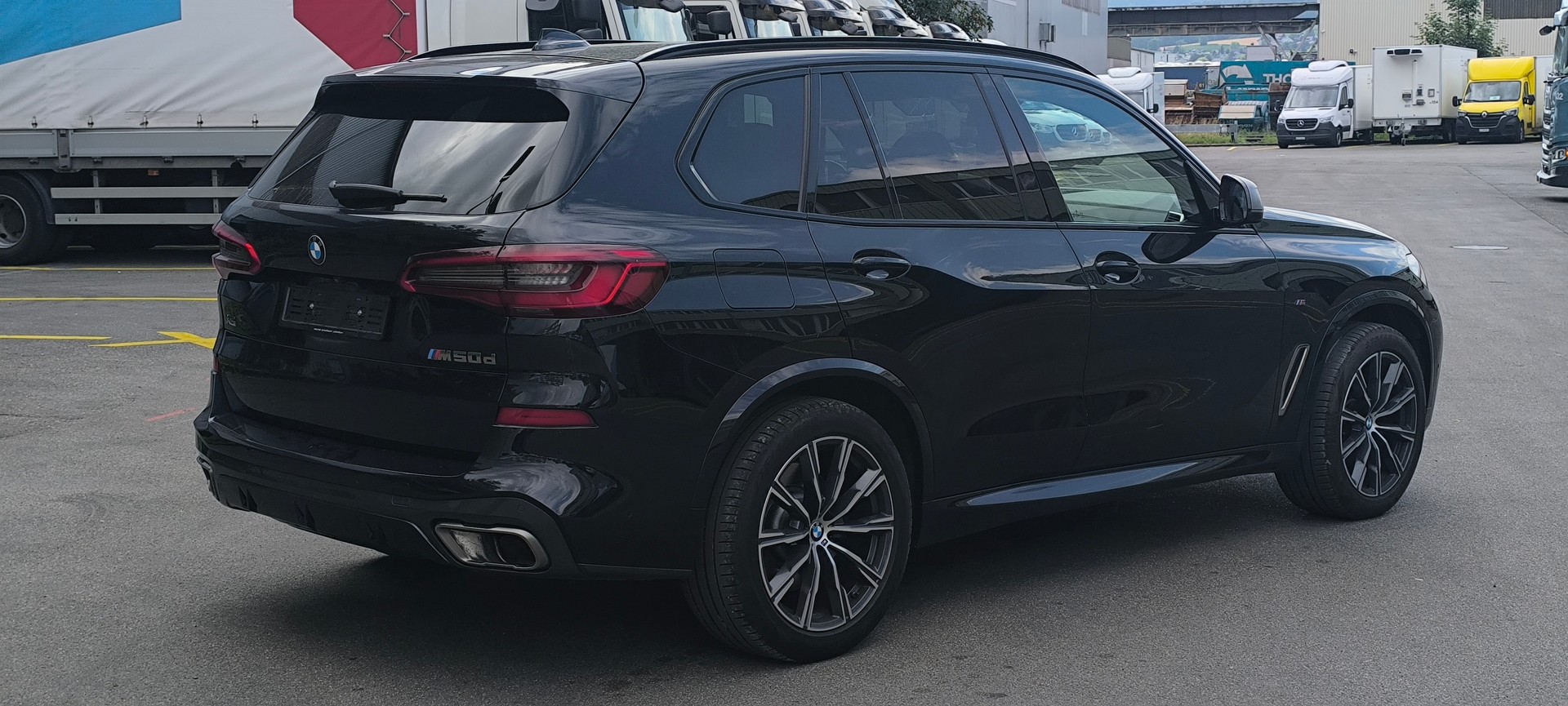 BMW X5 xDrive M50d Steptronic-image-3
