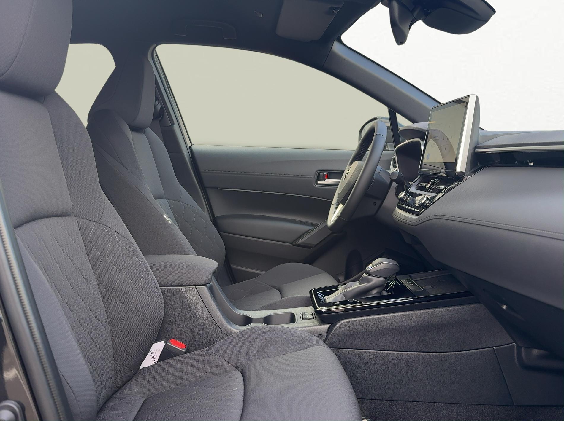 TOYOTA Corolla Cross 2.0 HSD Trend AWD-i-image-9