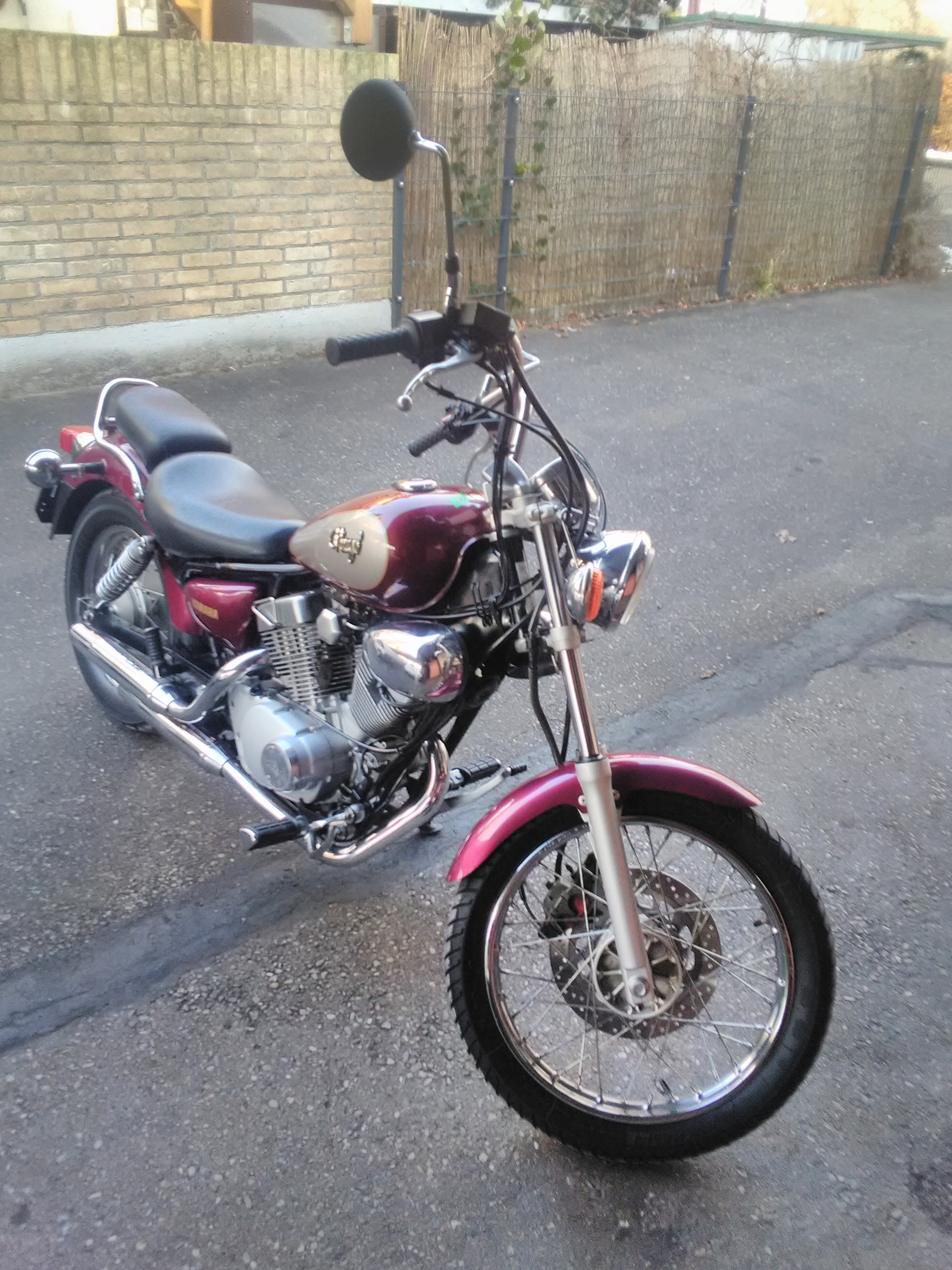 YAMAHA XV 125 Virago