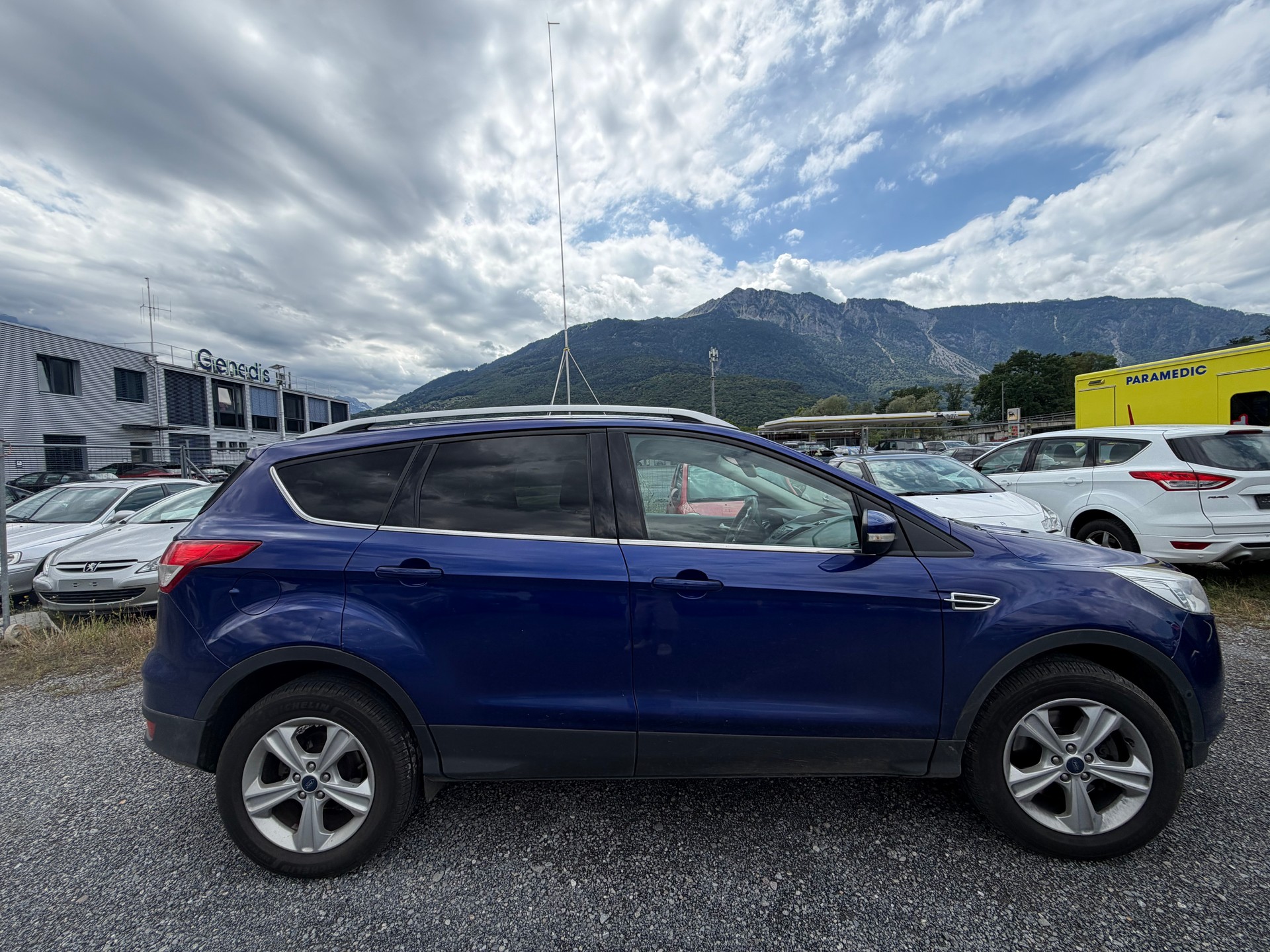 FORD Kuga 2.0 TDCi Titanium 4WD PowerShift-image-2