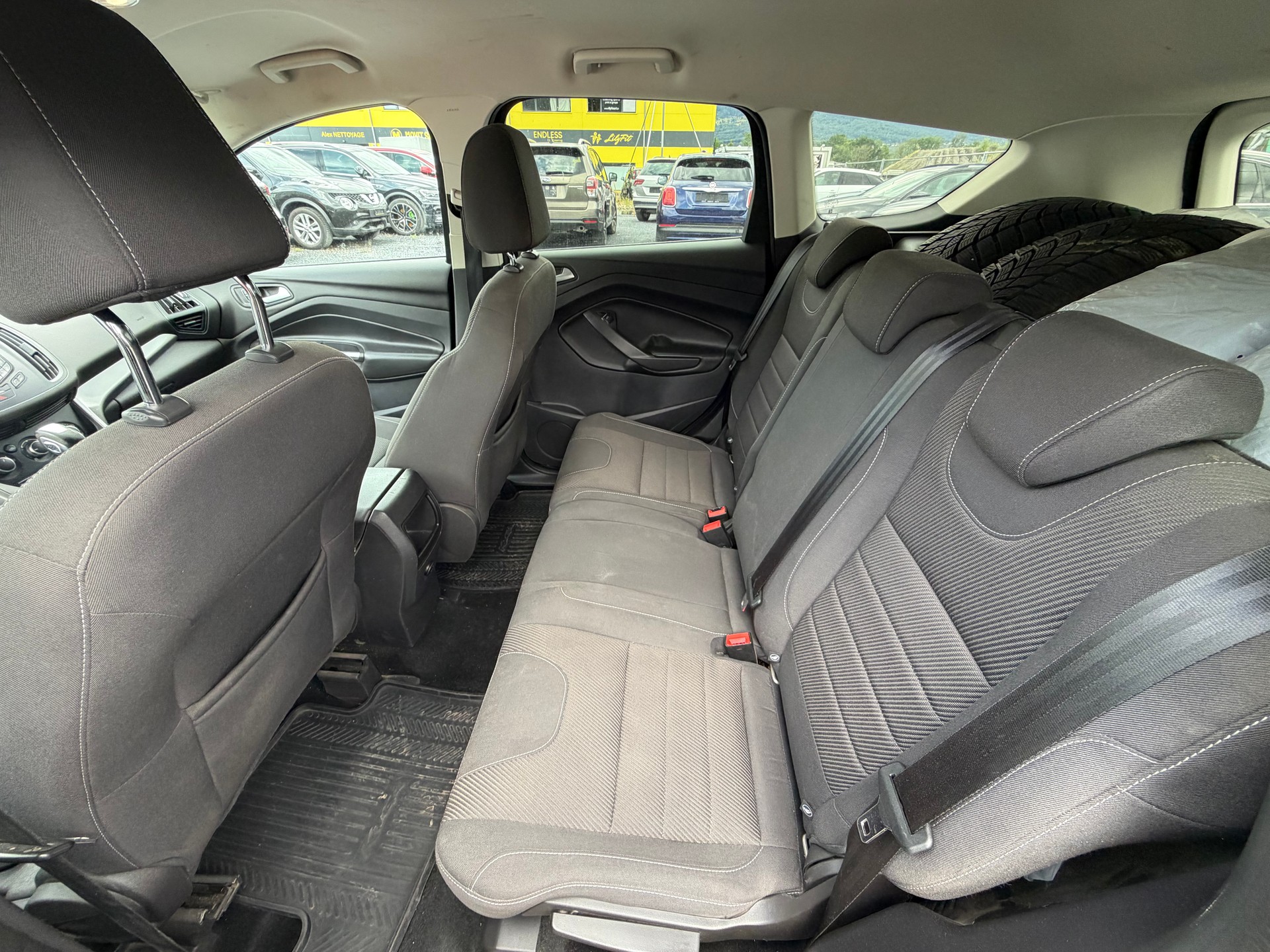 FORD Kuga 2.0 TDCi Titanium 4WD PowerShift-image-8